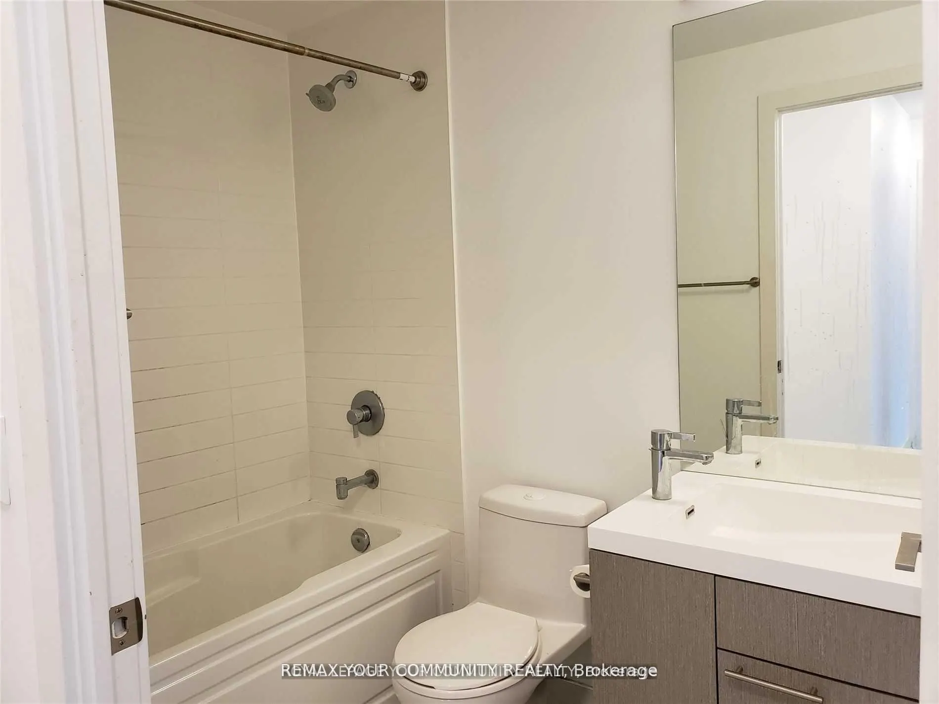 199 RICHMOND Street W #1602