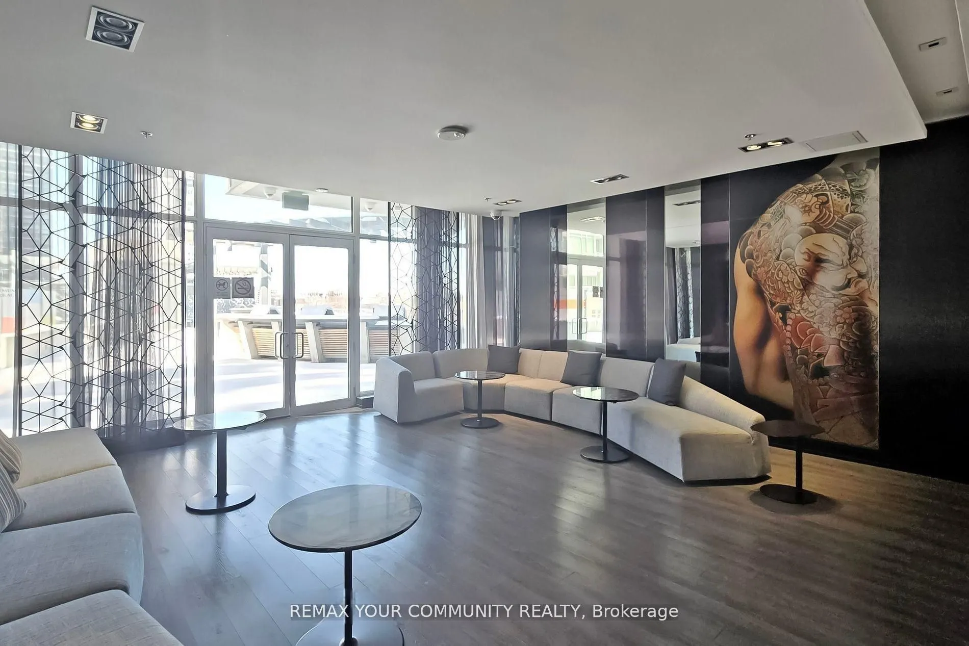 199 RICHMOND Street W #1602