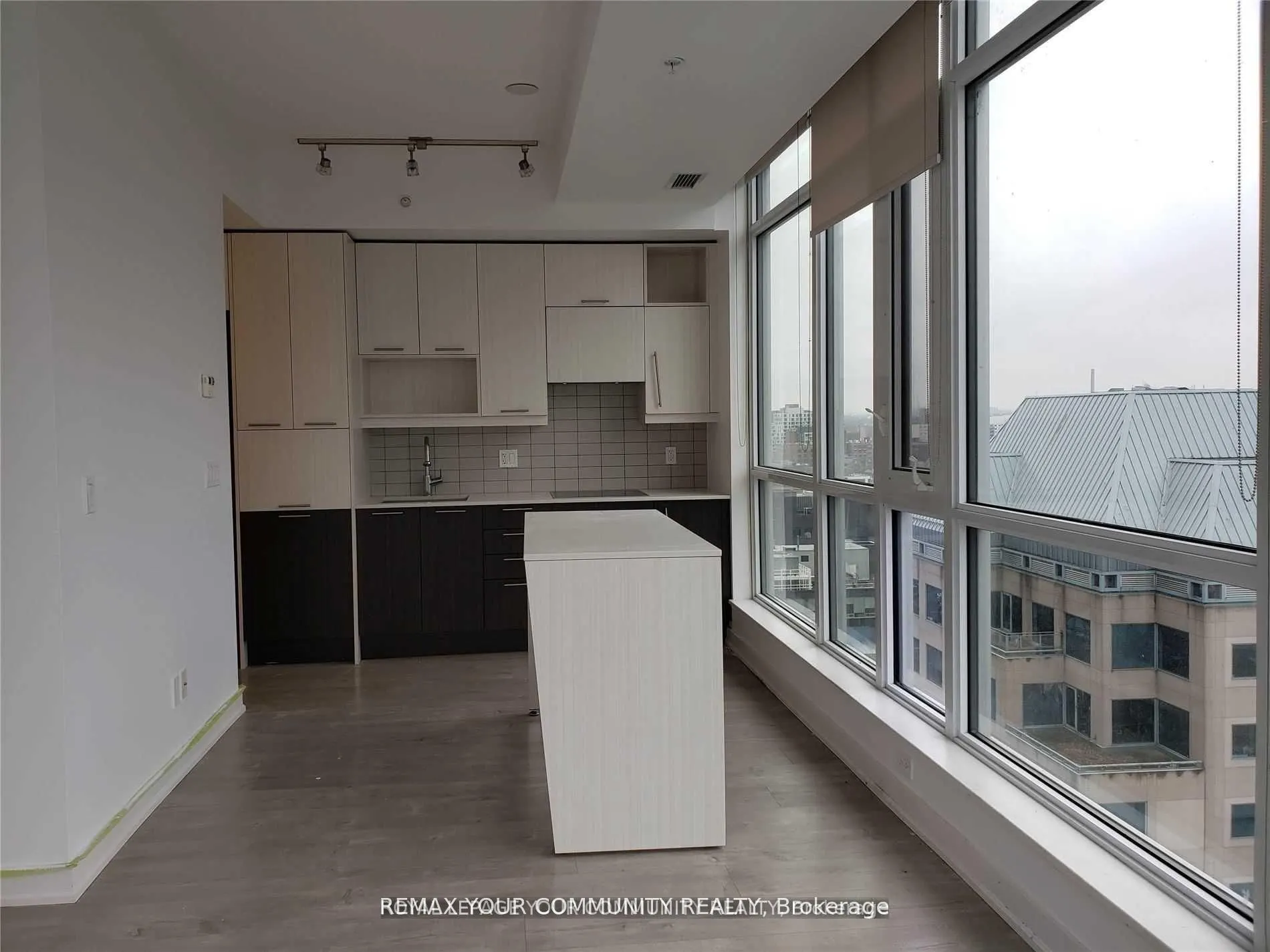 199 RICHMOND Street W #1602