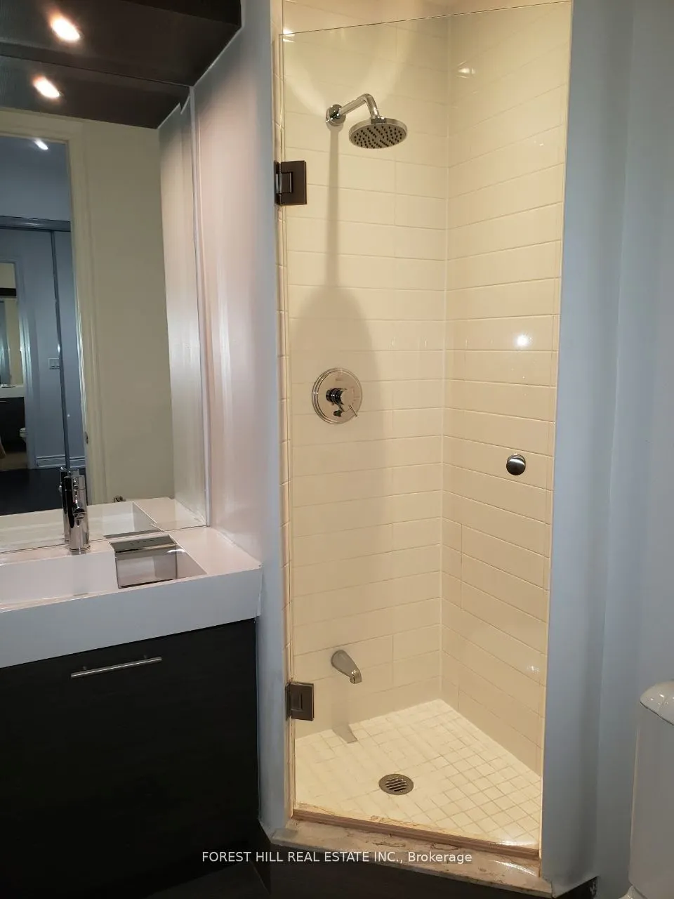 388 Yonge Street #7401