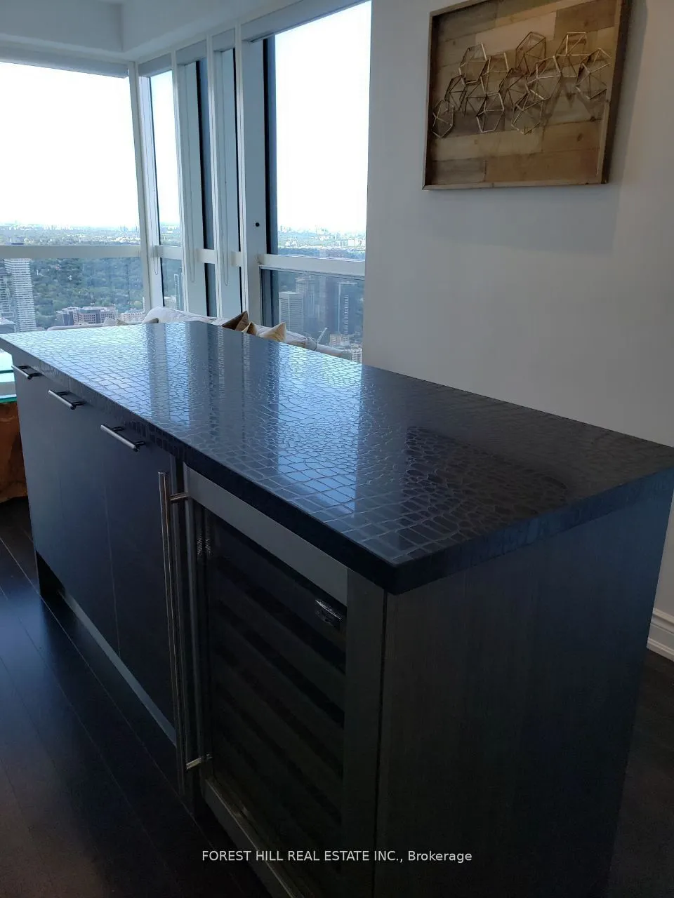 388 Yonge Street #7401