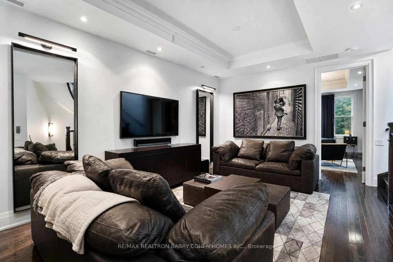 117 Scollard Street