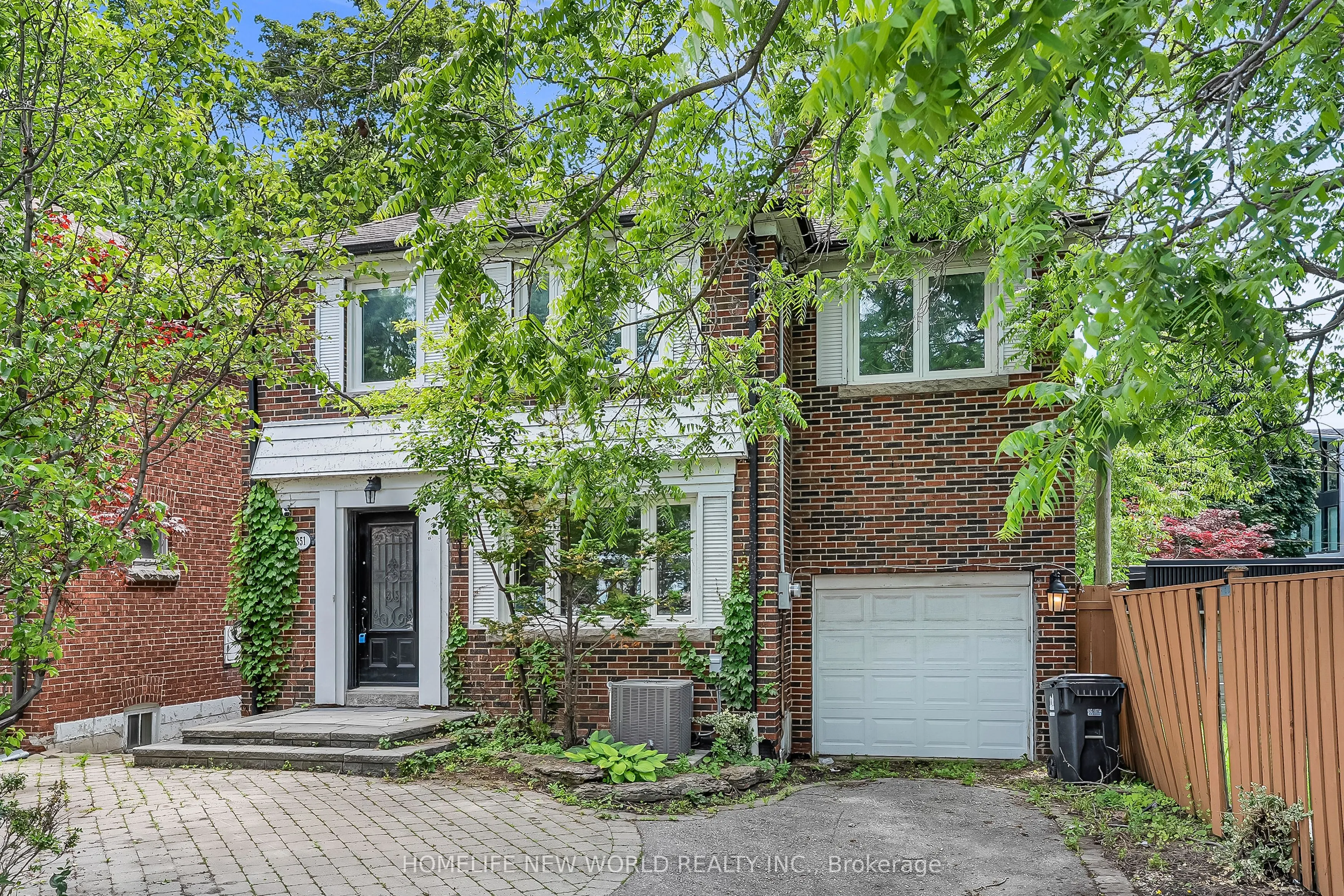 351 Lawrence Avenue W