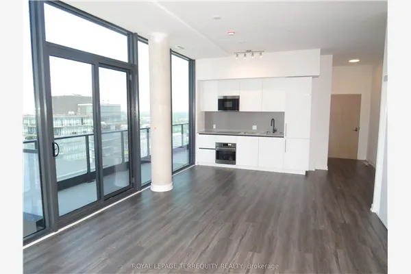 35 Parliament Street #3304