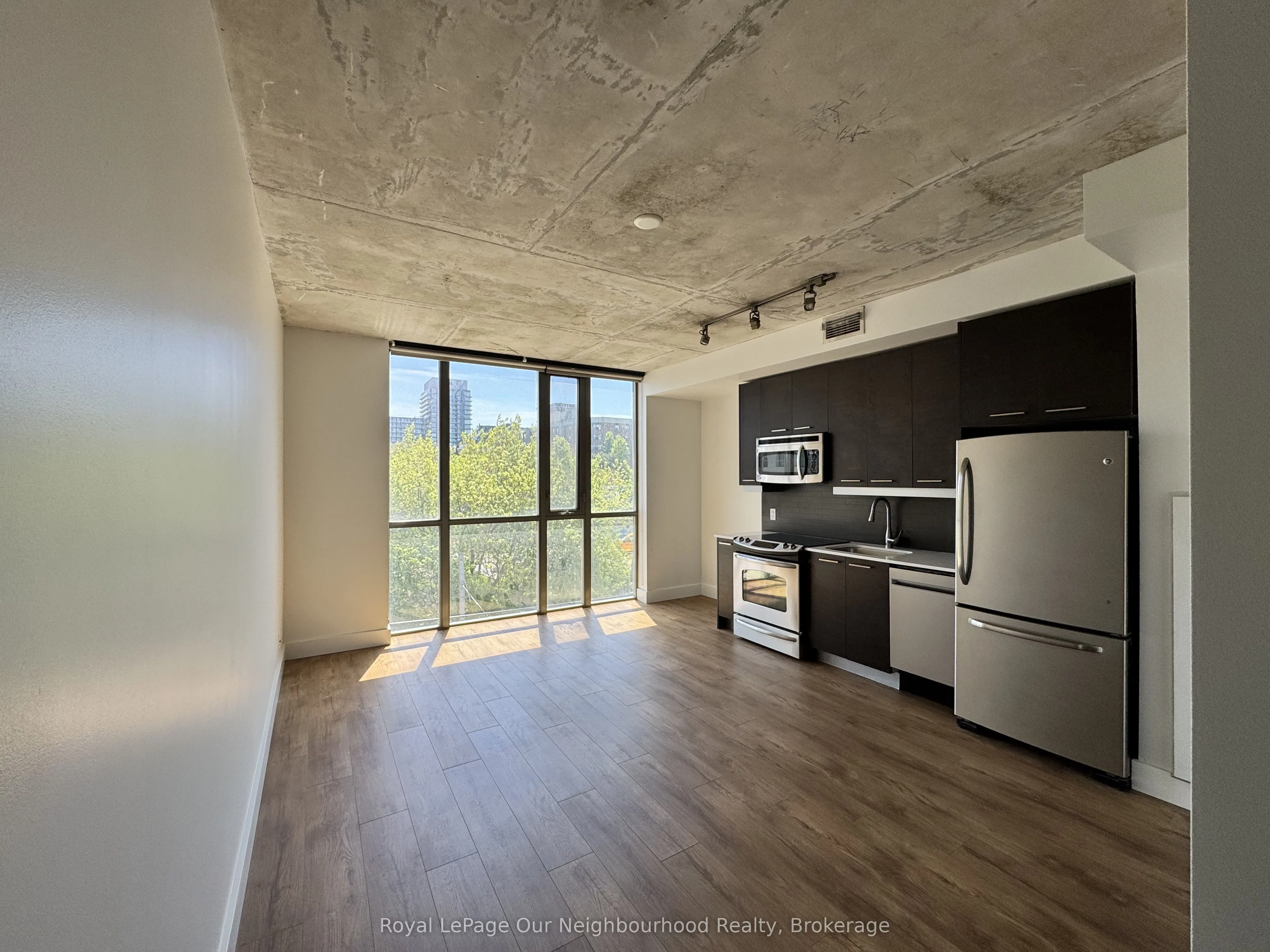2 Gladstone Avenue #308