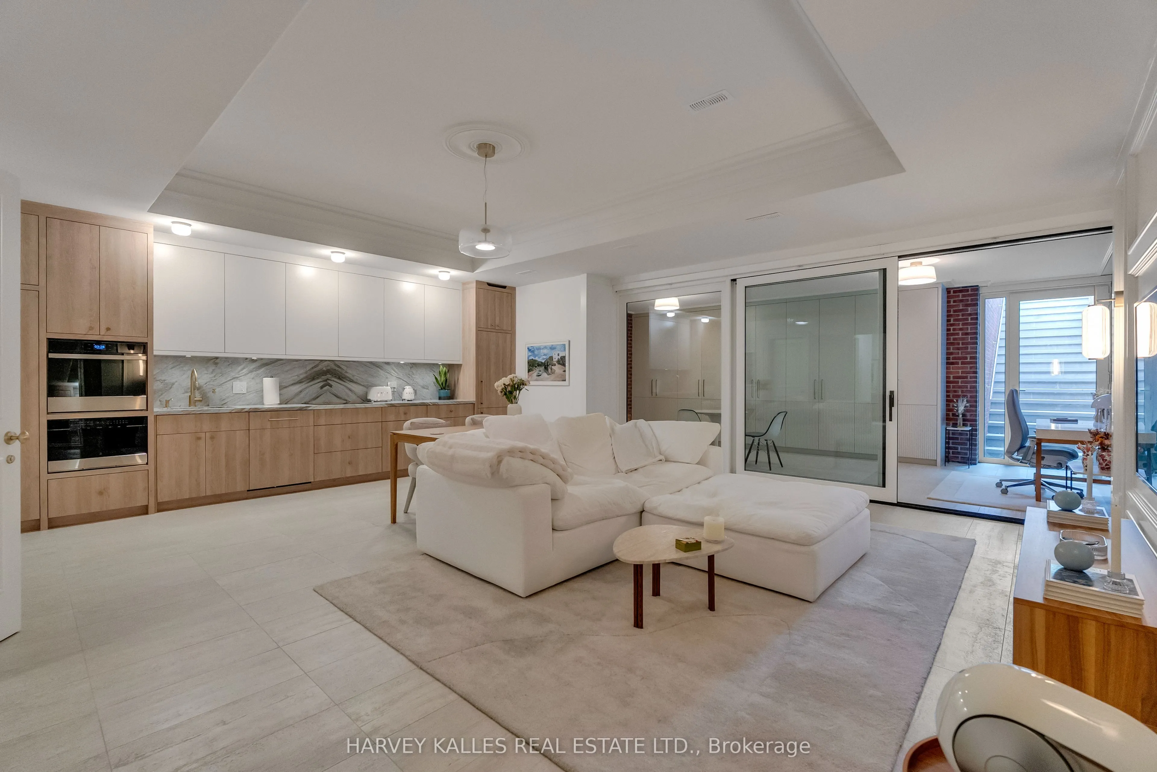 82 Sherwood Avenue