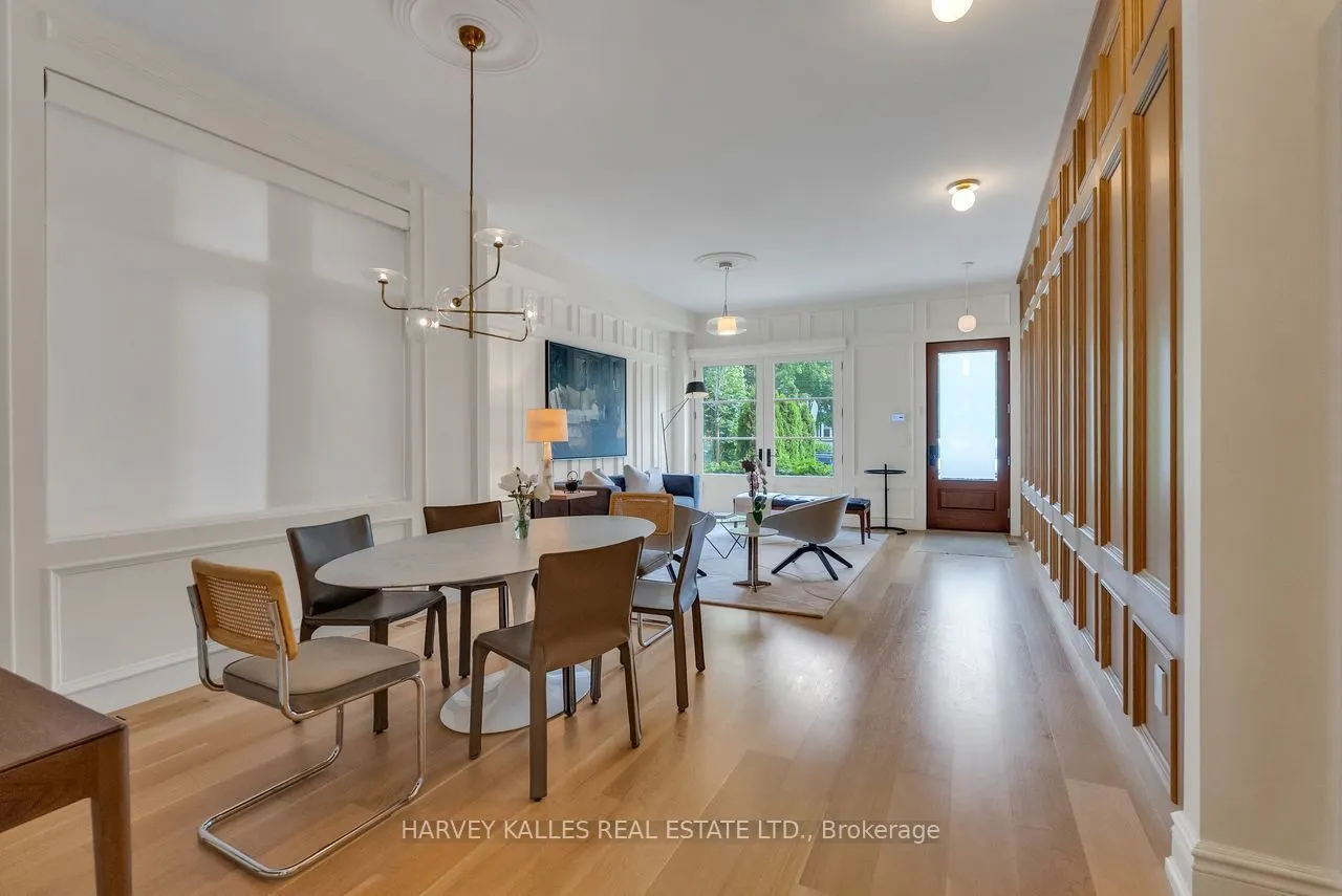 82 Sherwood Avenue