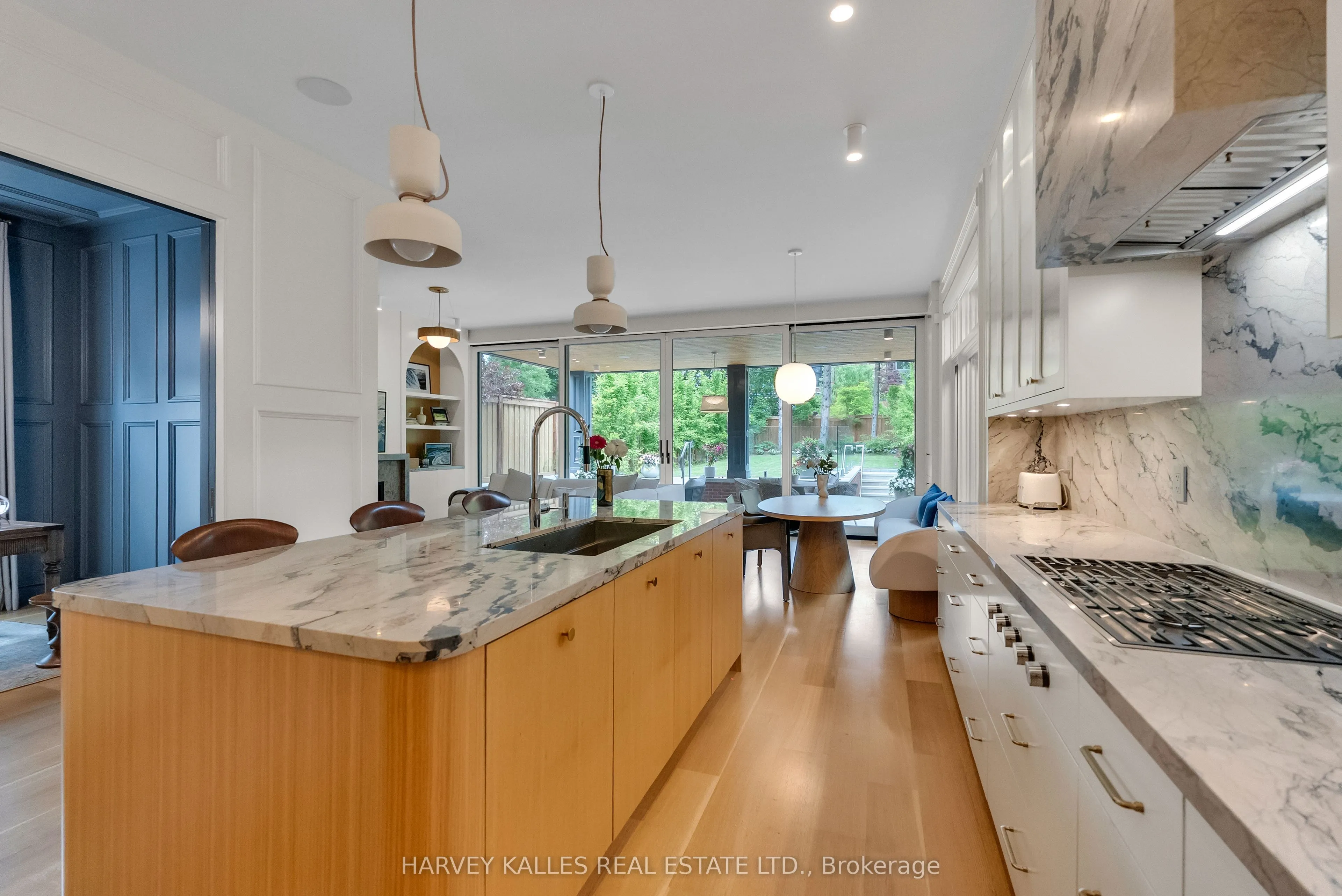 82 Sherwood Avenue