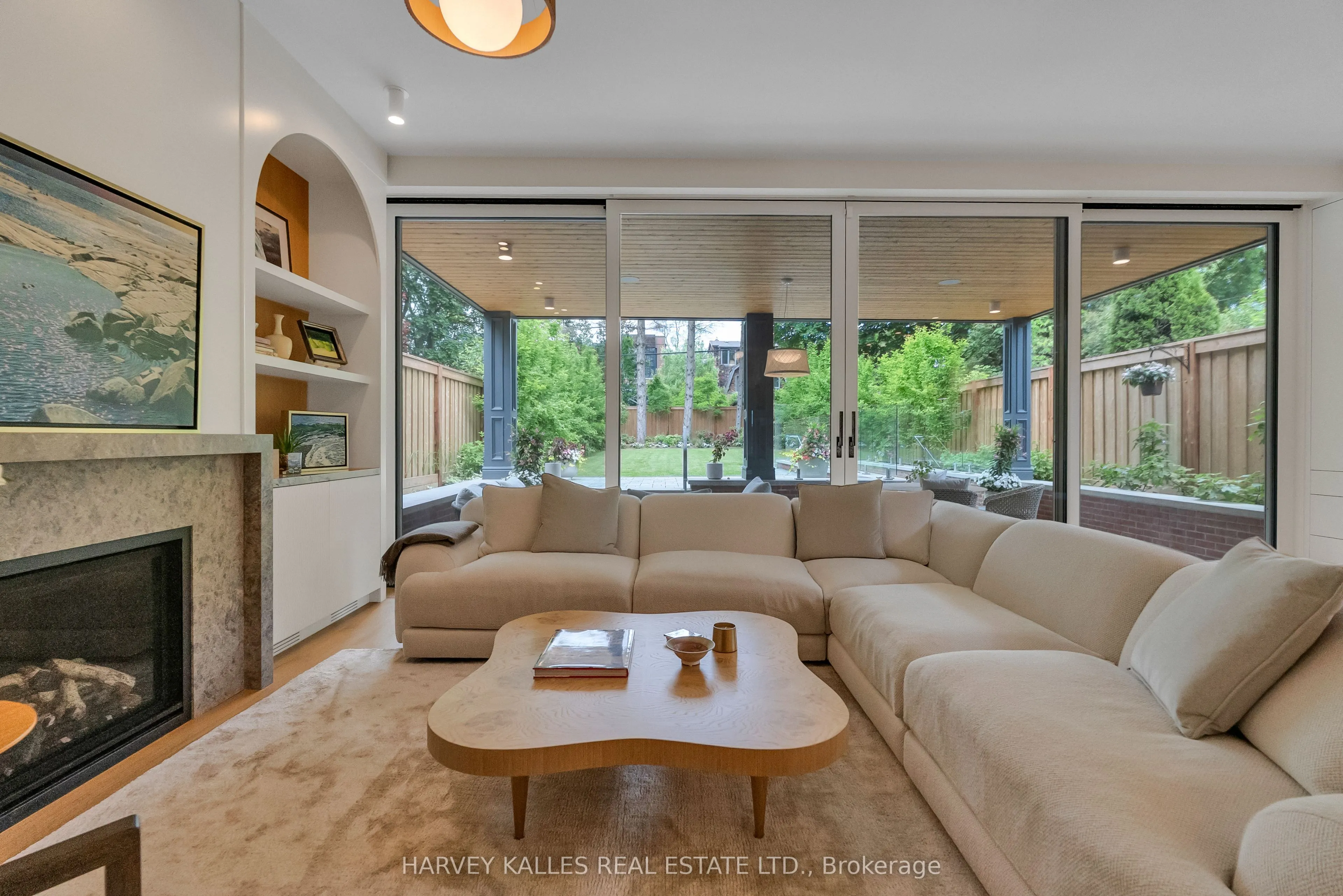 82 Sherwood Avenue