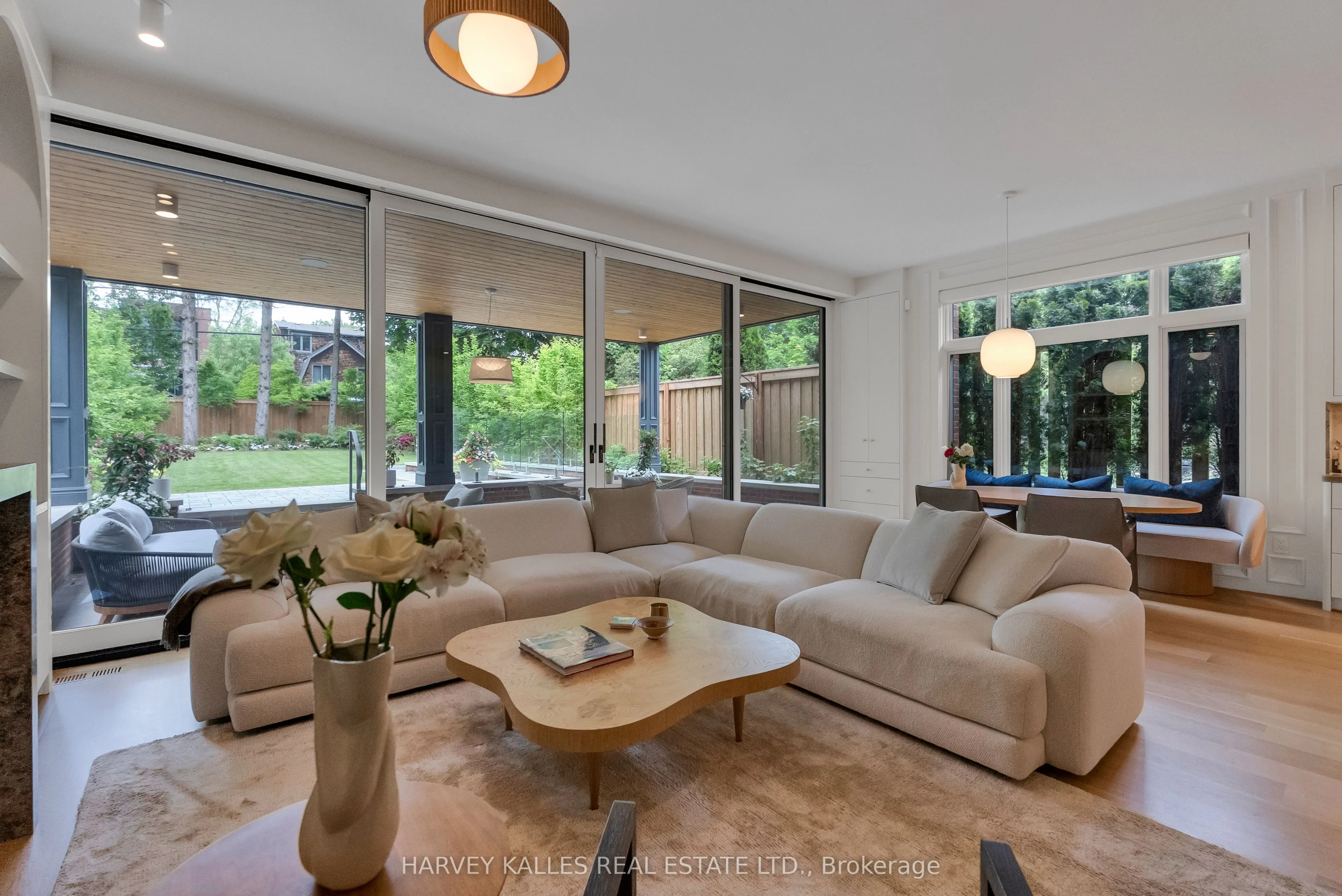82 Sherwood Avenue