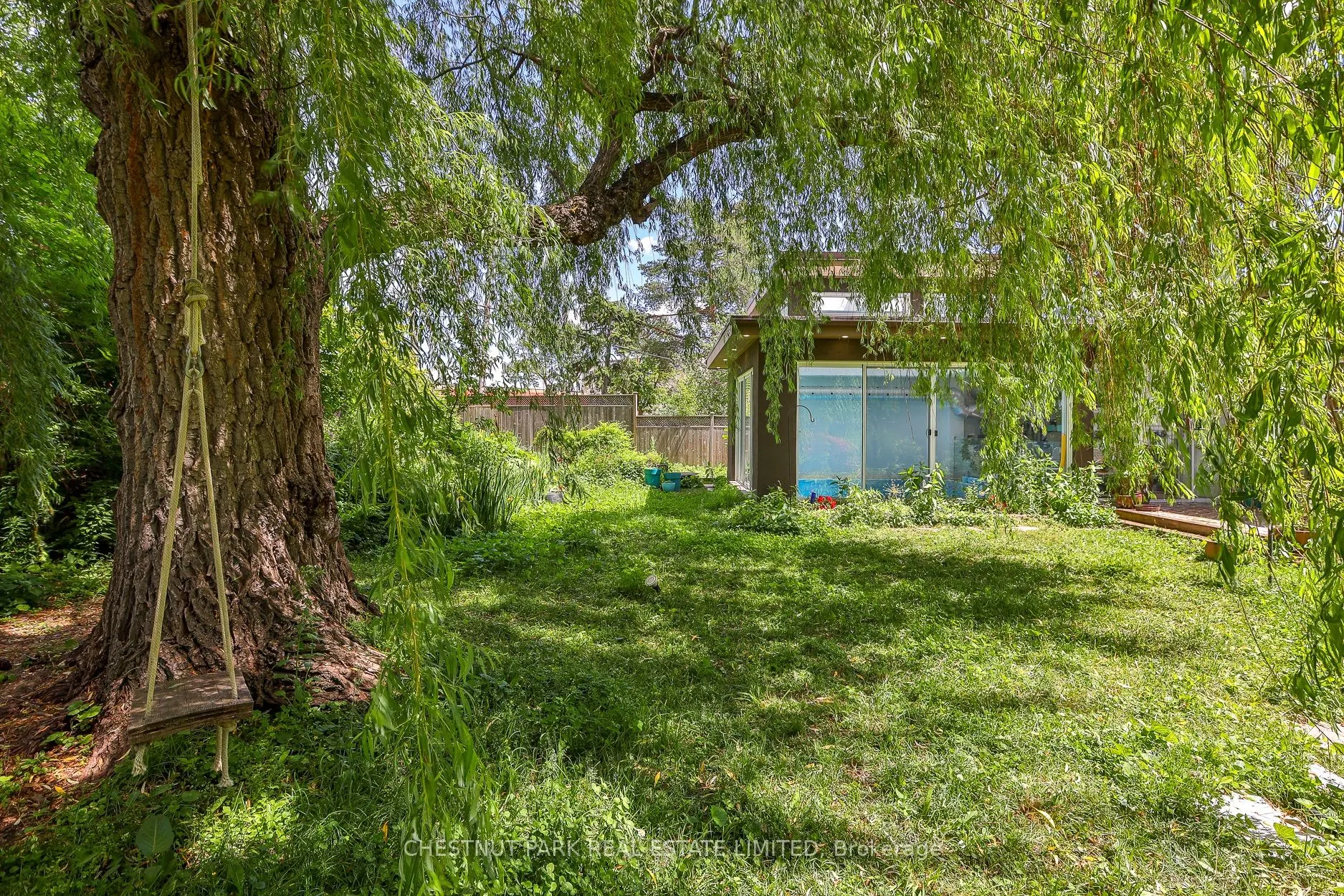 41 Hurlingham Crescent
