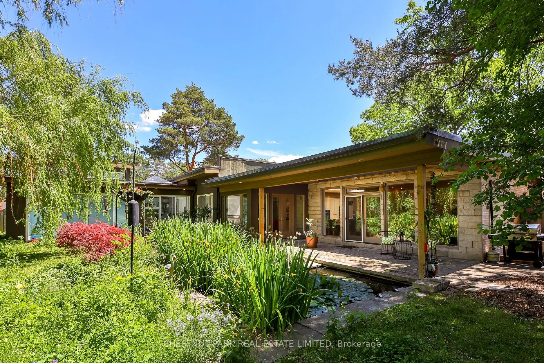 41 Hurlingham Crescent