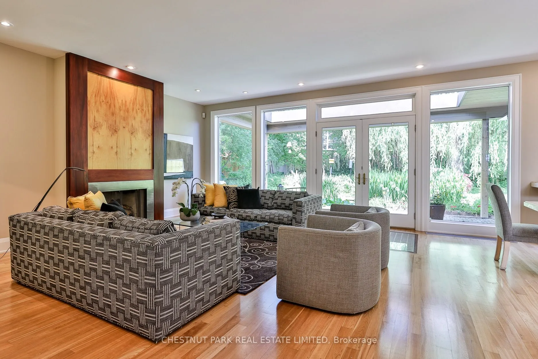 41 Hurlingham Crescent