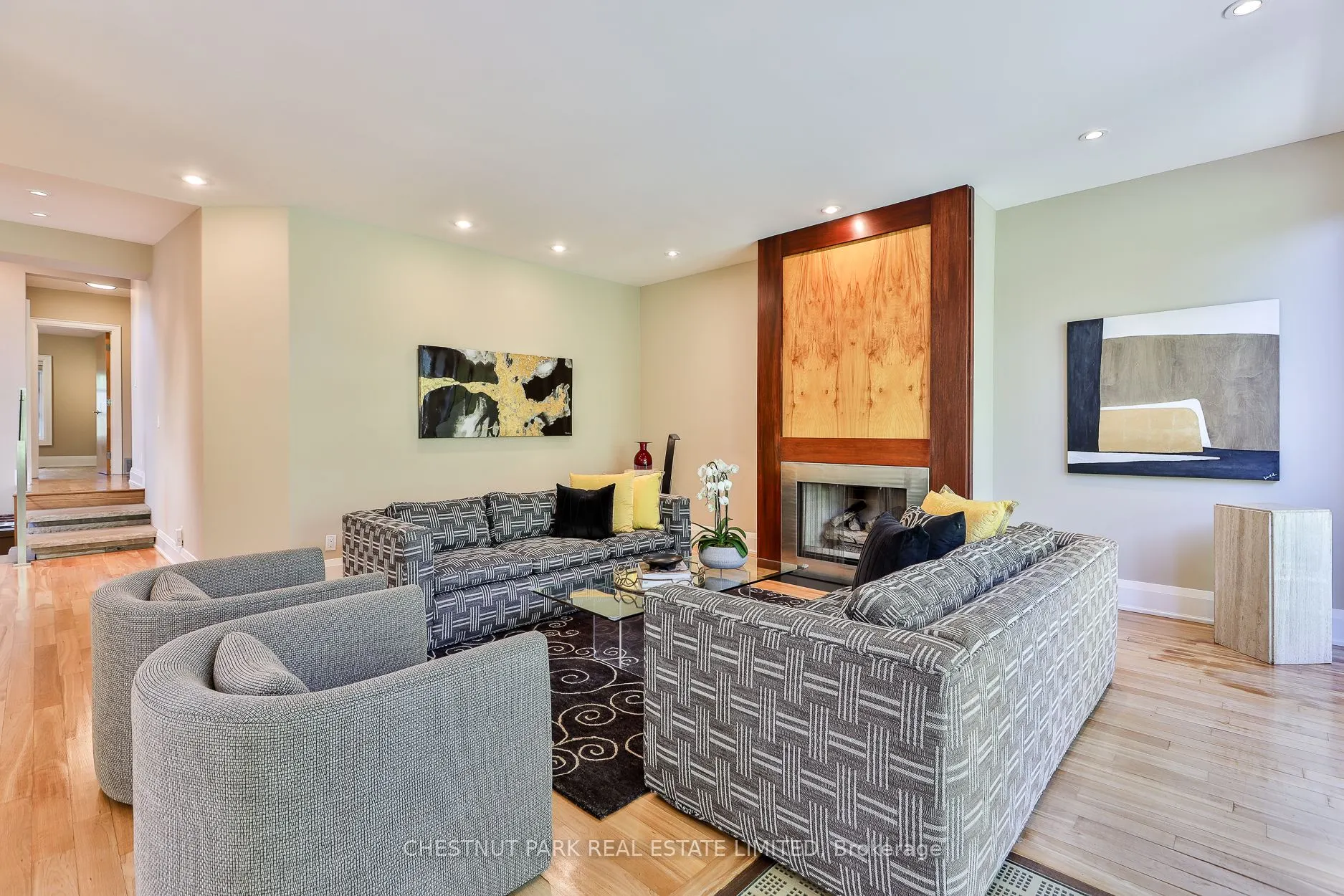 41 Hurlingham Crescent
