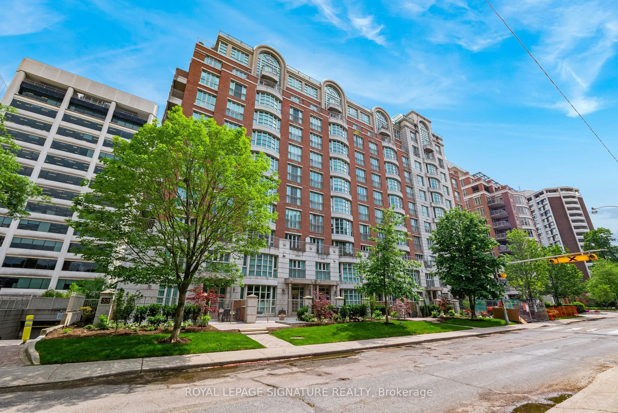 33 Delisle Avenue #1004