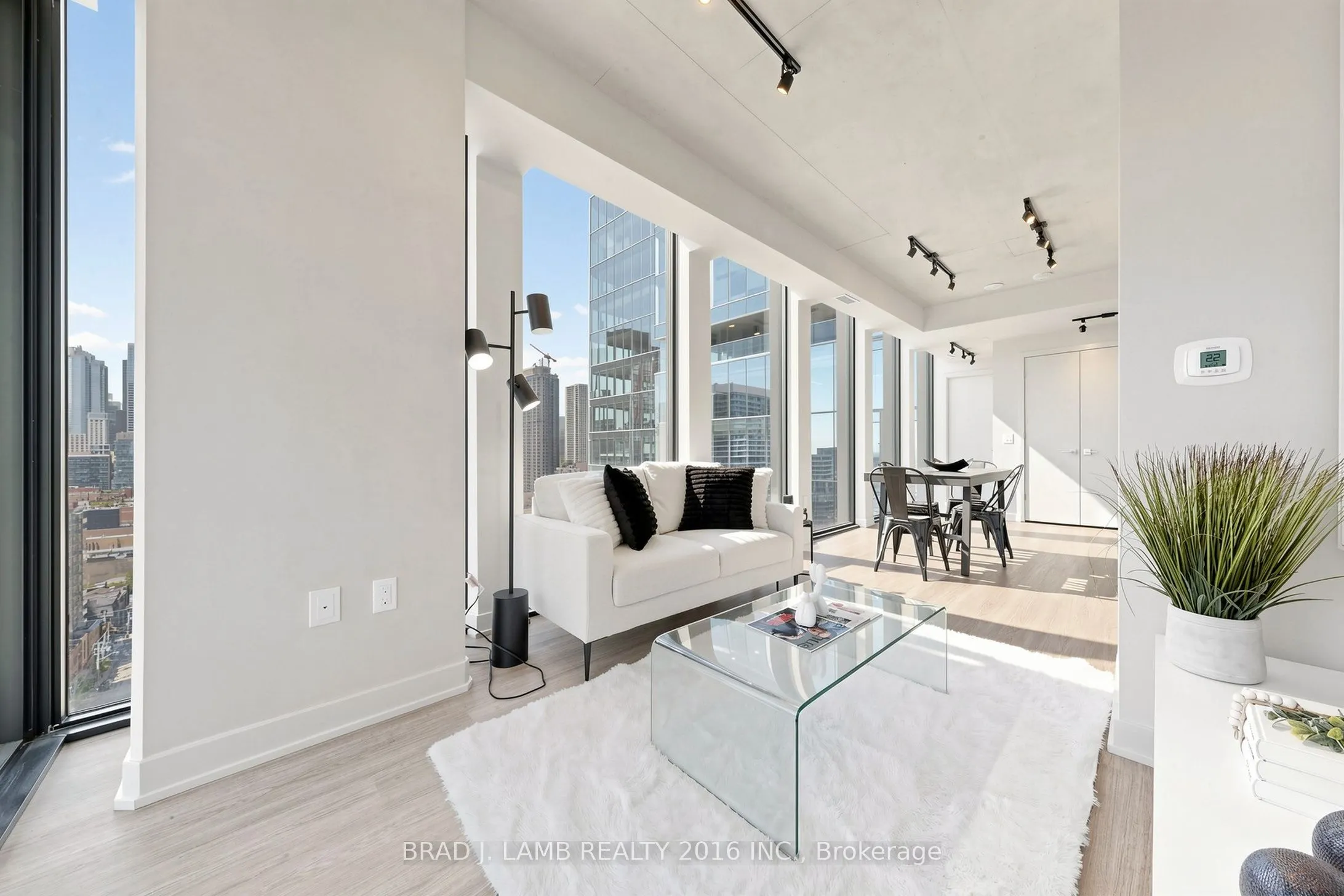 284 King Street E #2004
