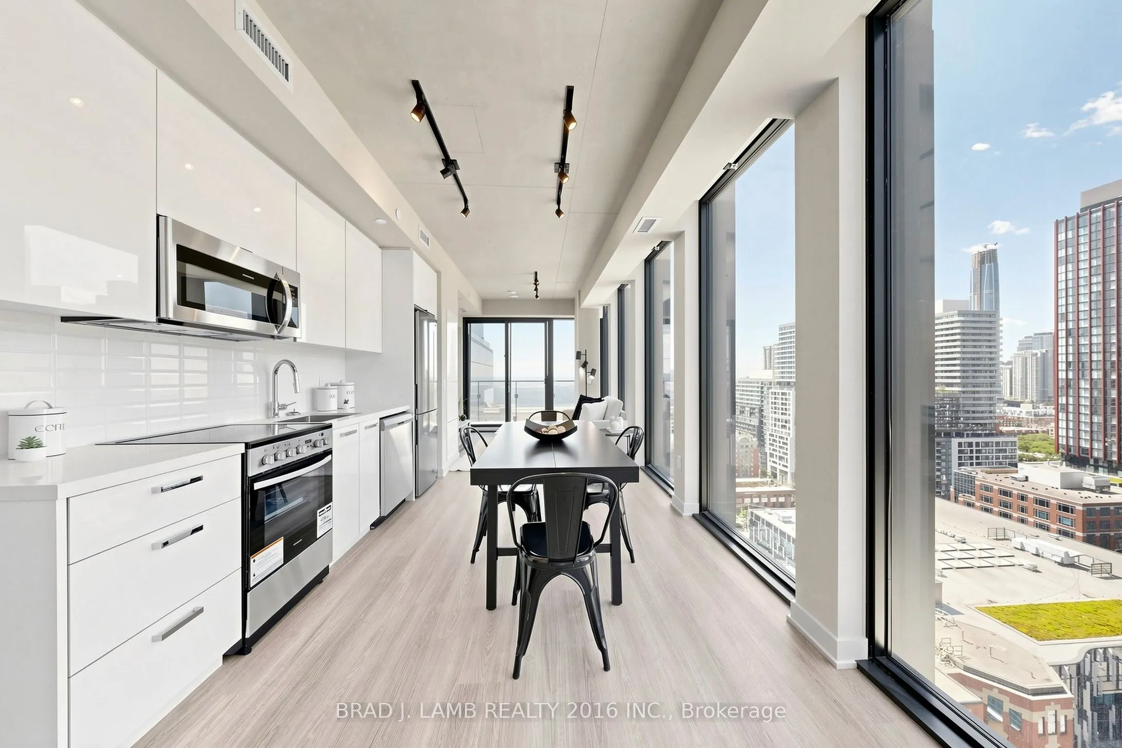284 King Street E #2004