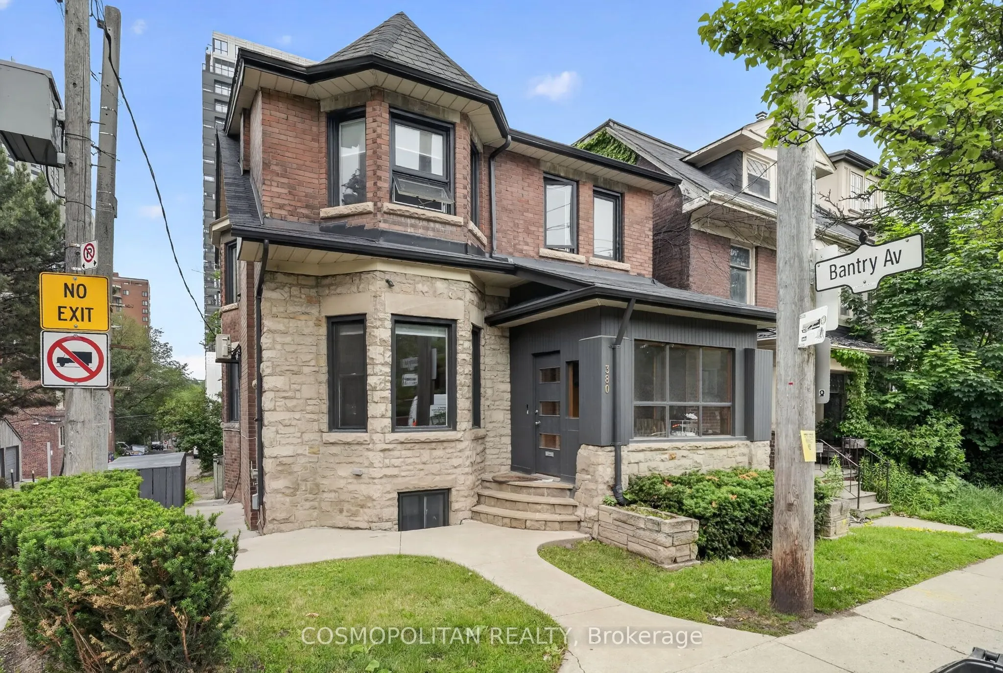 380 Spadina Road