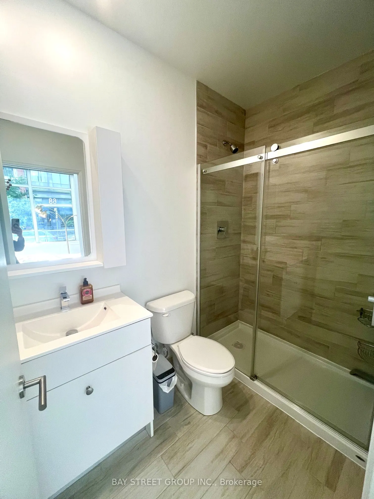 75 Canterbury Place #102
