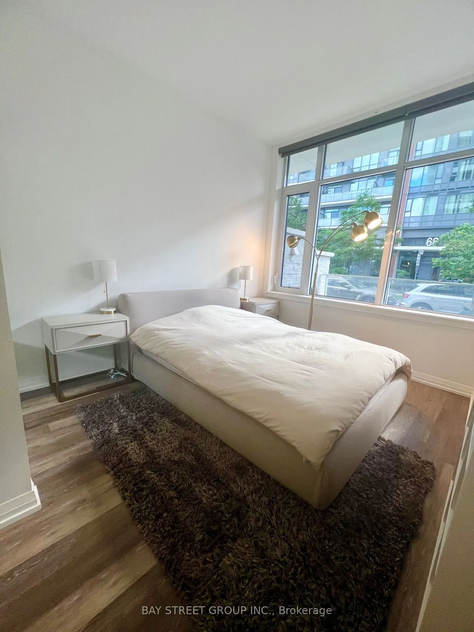 75 Canterbury Place #102
