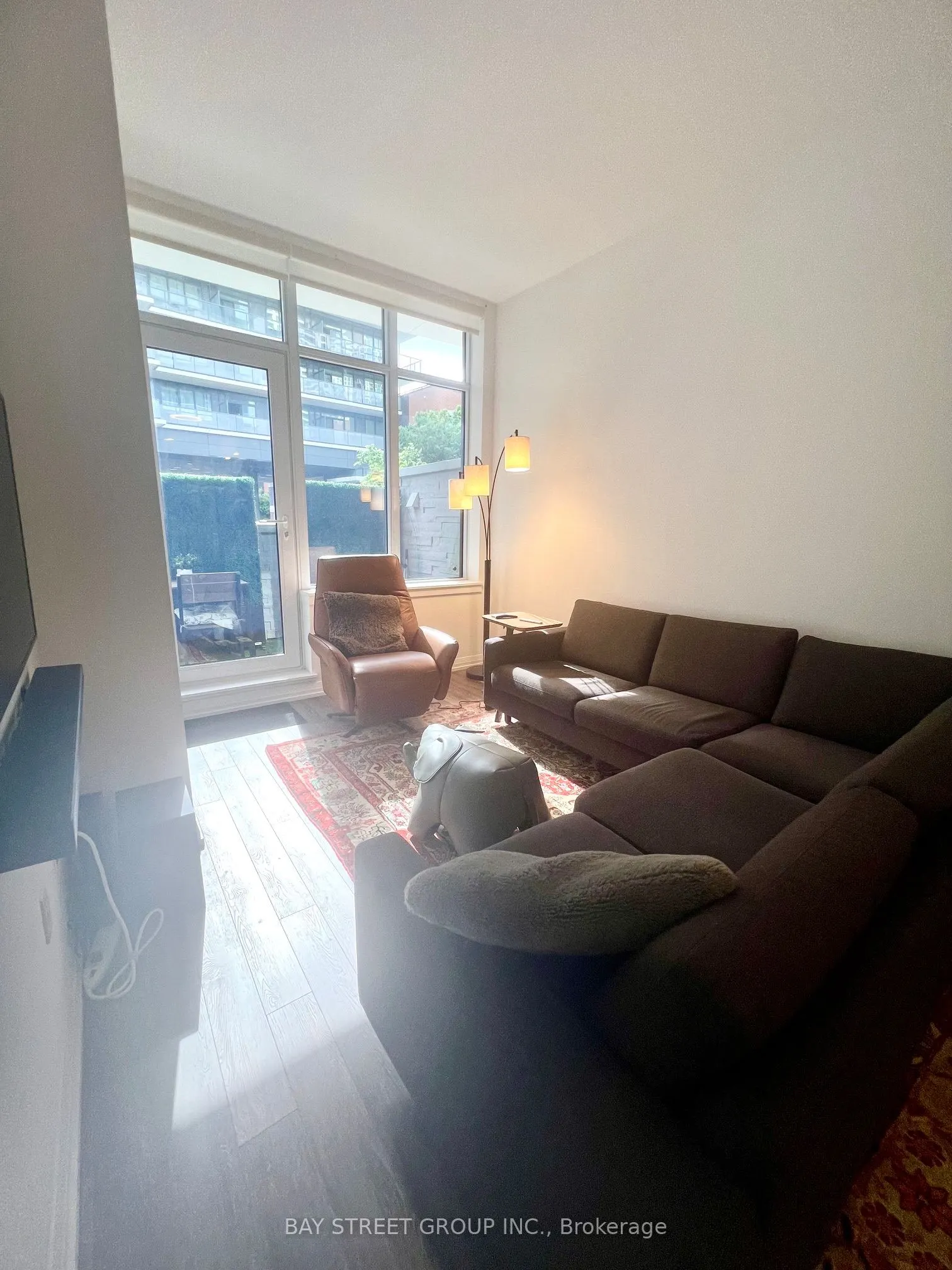 75 Canterbury Place #102