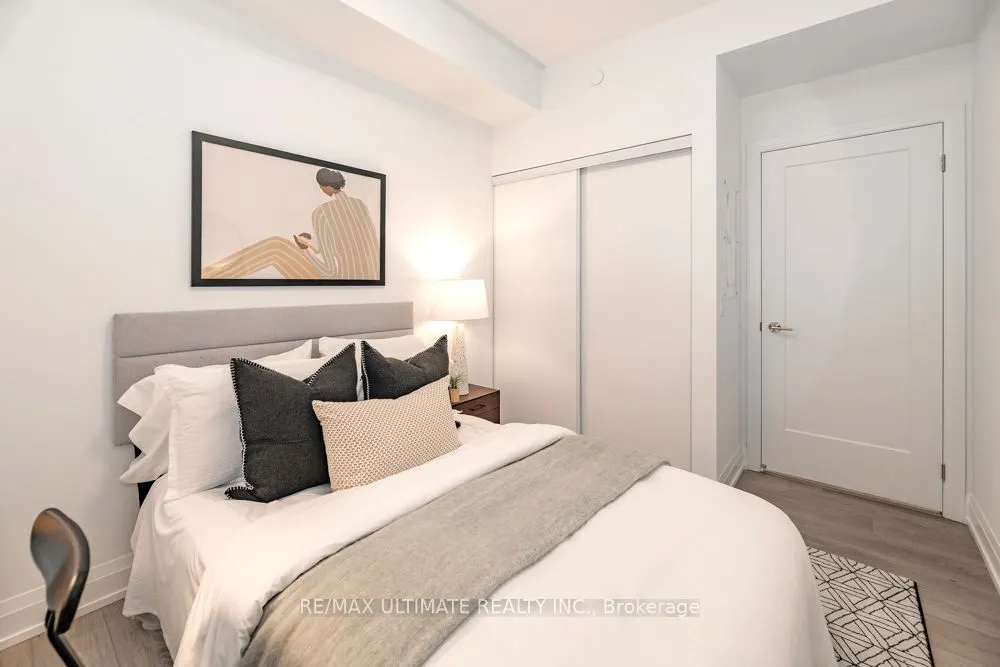 20 Soudan Avenue #1008