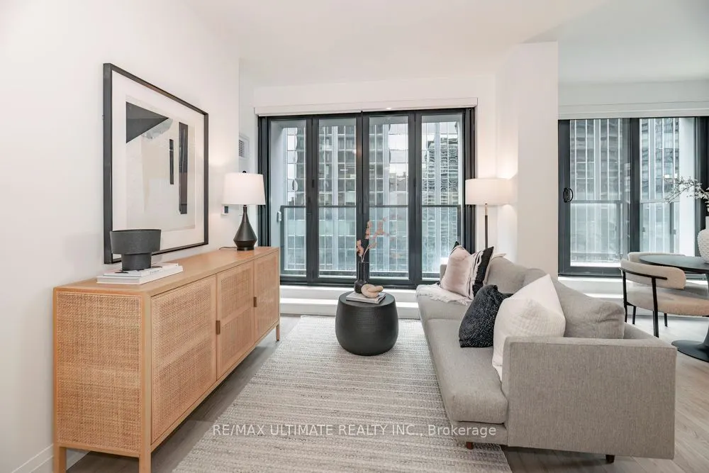 20 Soudan Avenue #1008