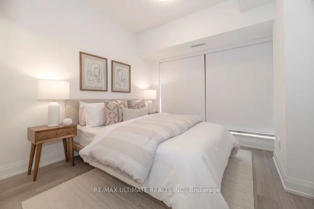 20 Soudan Avenue #1008