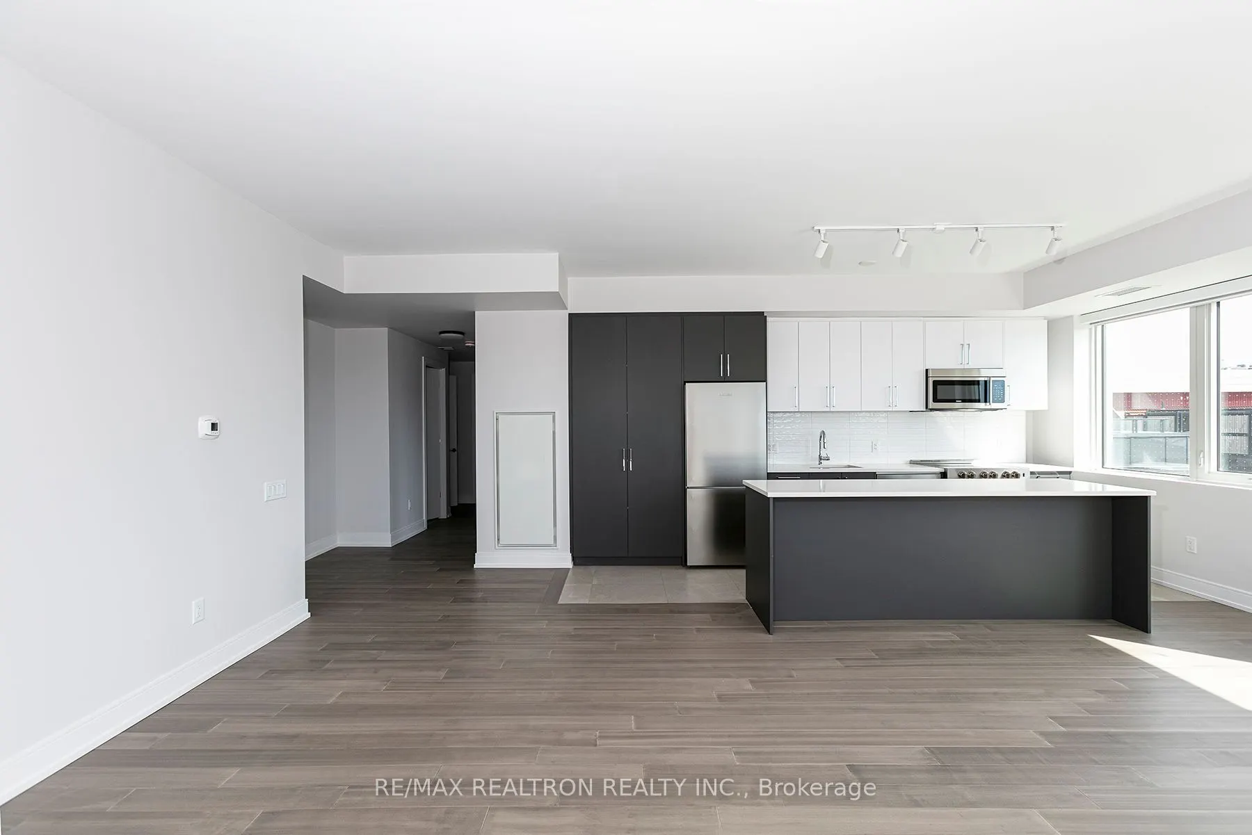 664 Spadina Avenue #1001