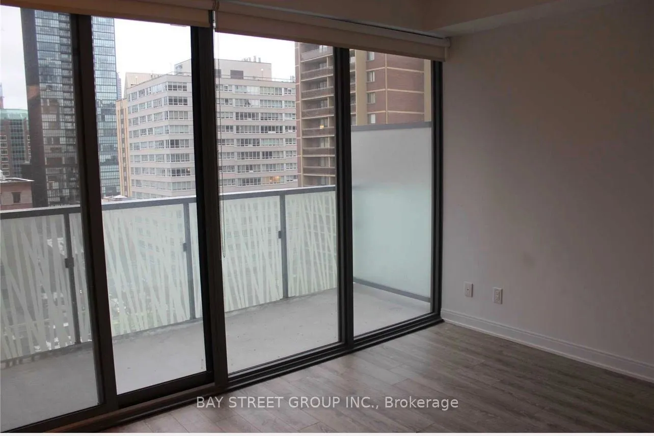 50 Charles Street E #902
