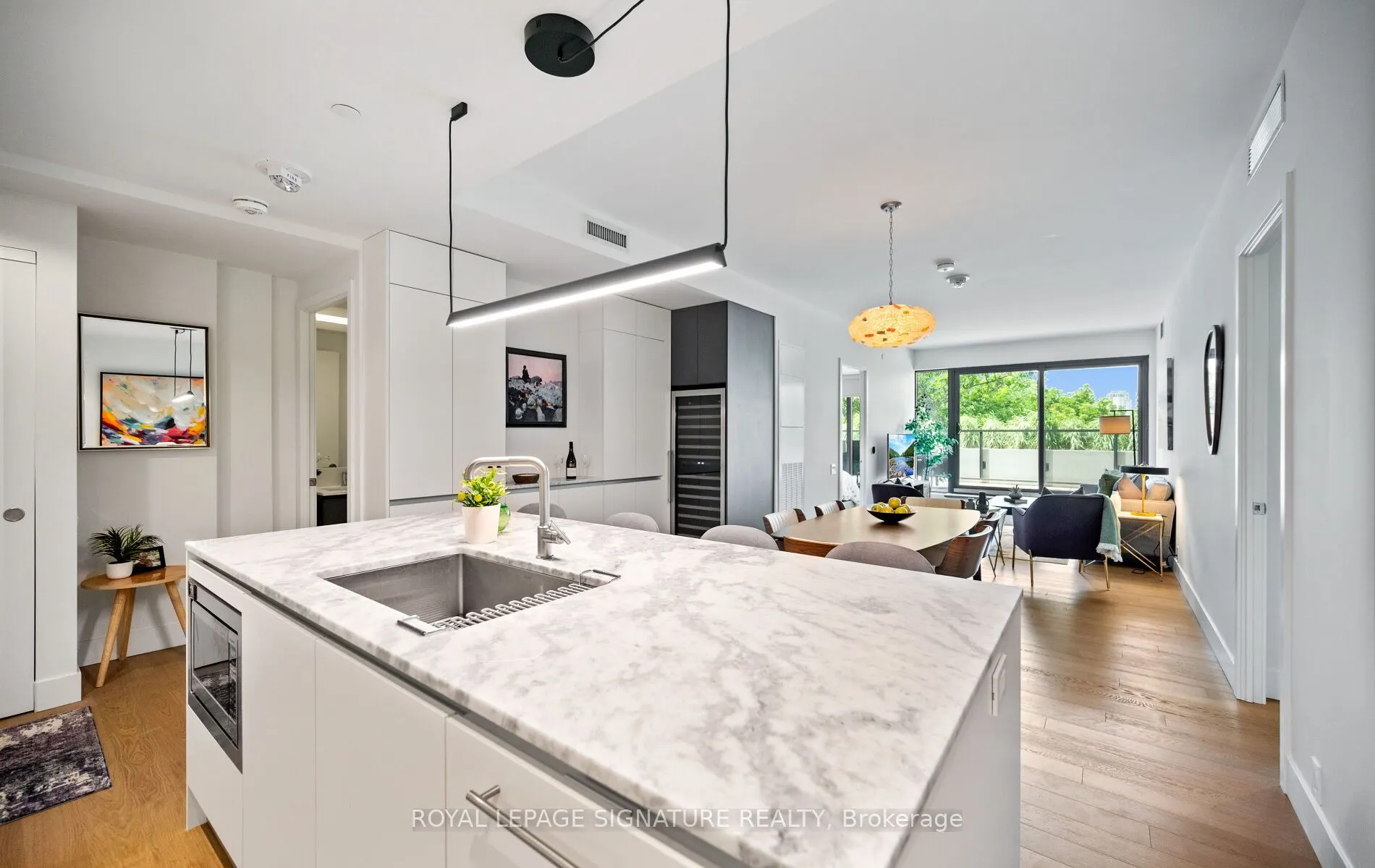 1414 Bayview Avenue #407