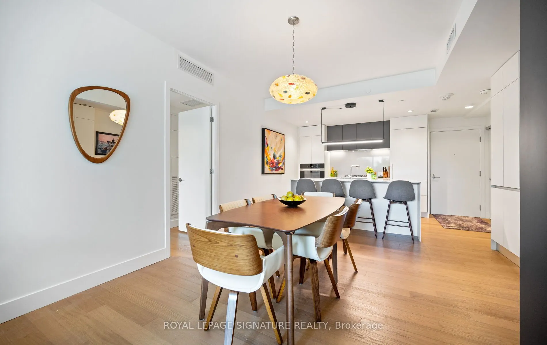 1414 Bayview Avenue #407