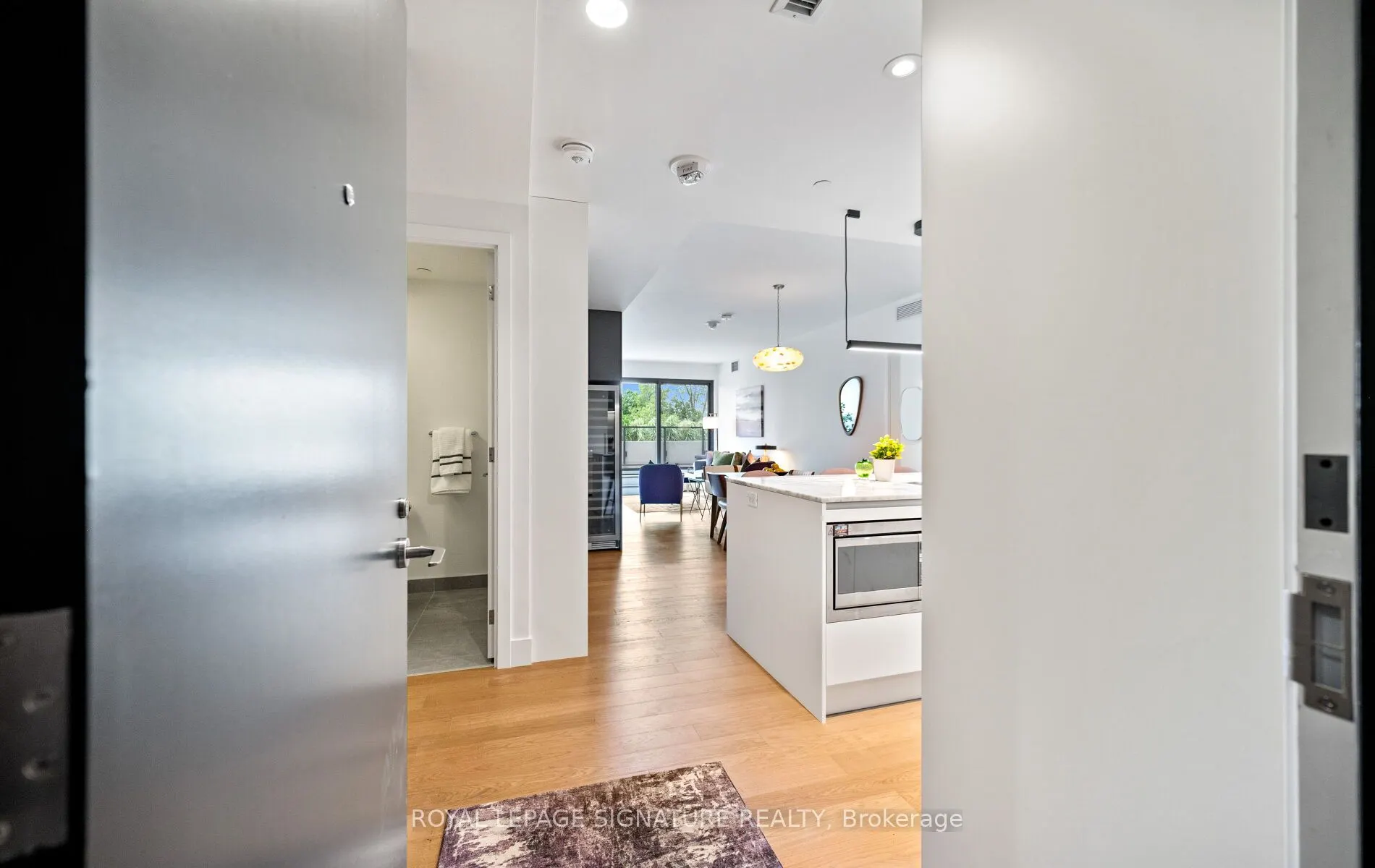 1414 Bayview Avenue #407