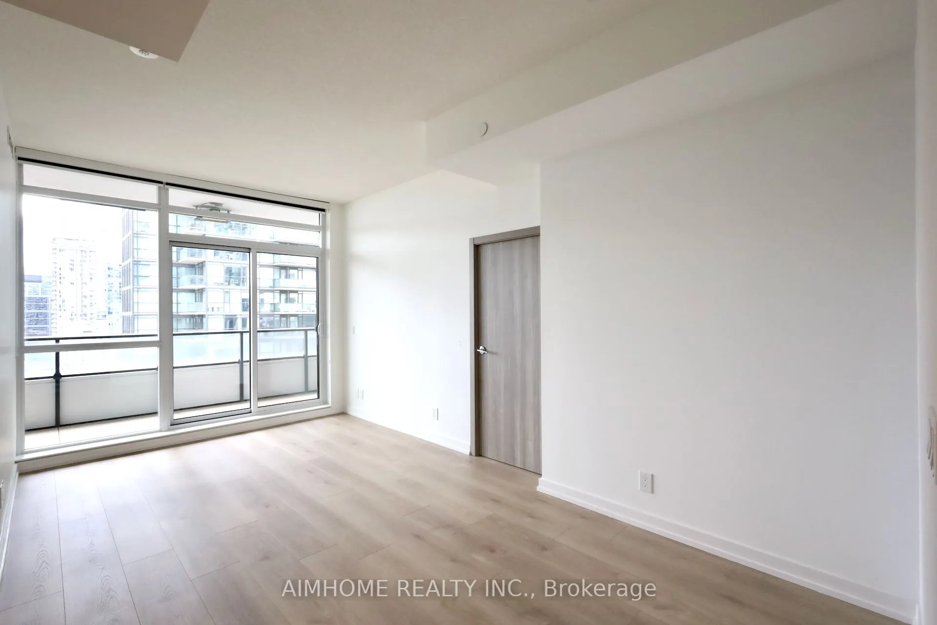 38 Widmer Street #2205