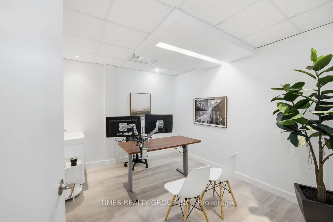 801 Eglinton Avenue W #400