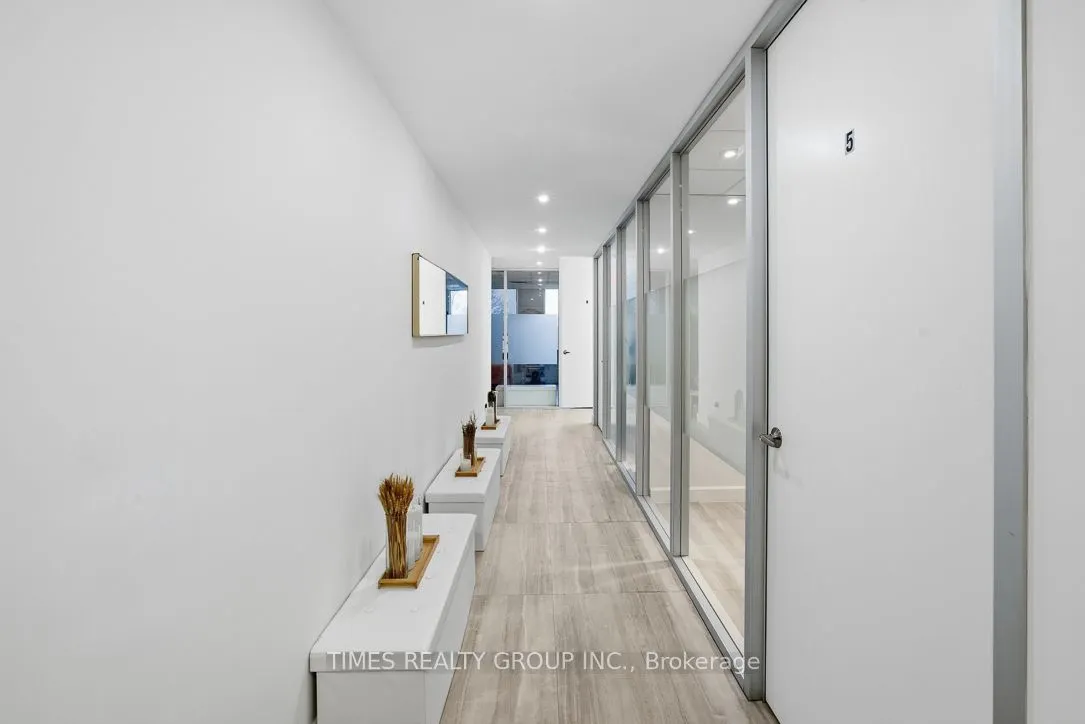 801 Eglinton Avenue W #400