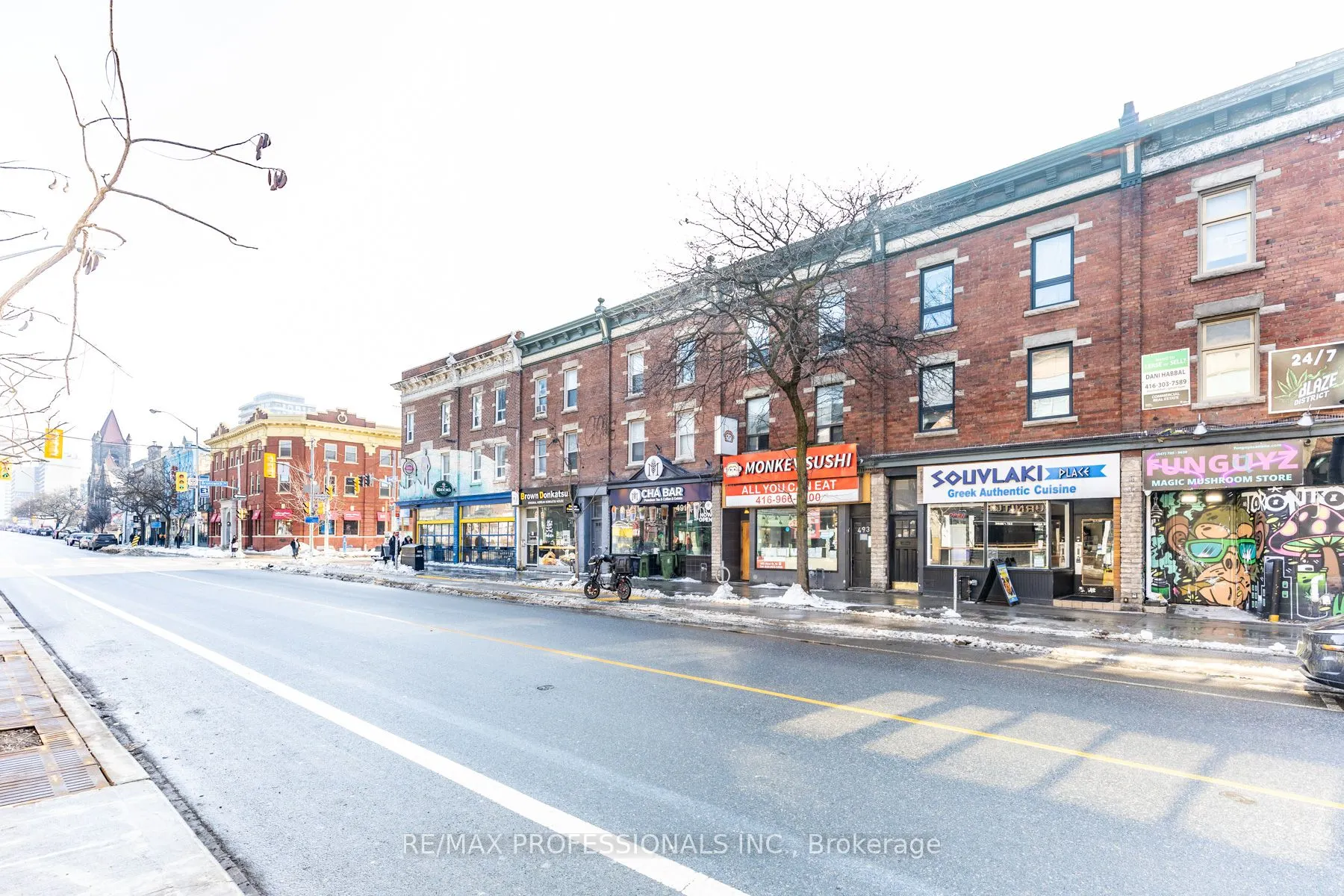 495 Bloor Street W