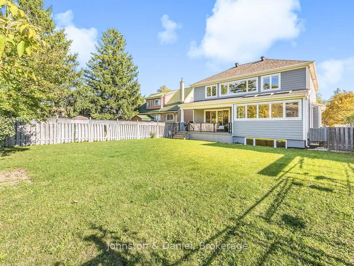 30 Broadleaf Road