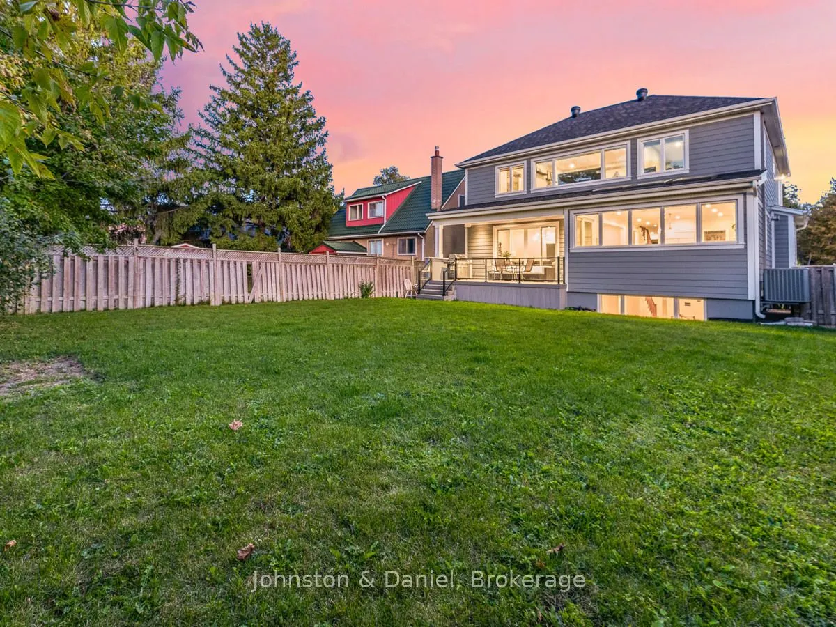 30 Broadleaf Road