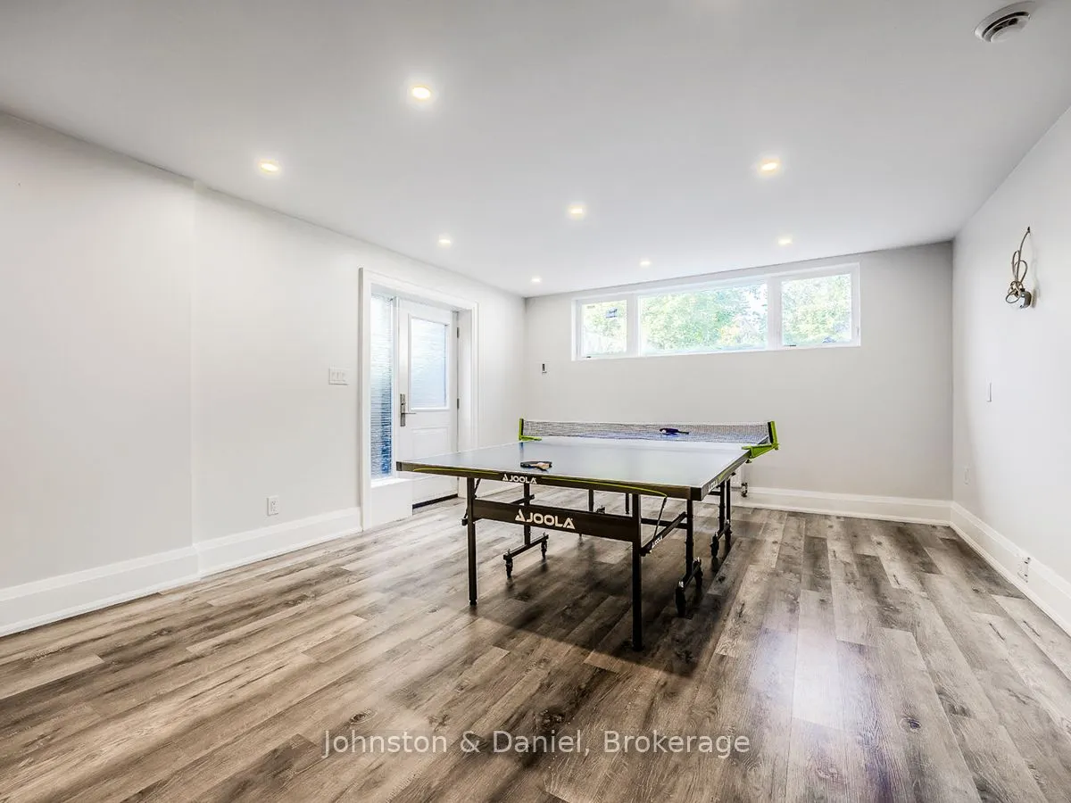 30 Broadleaf Road