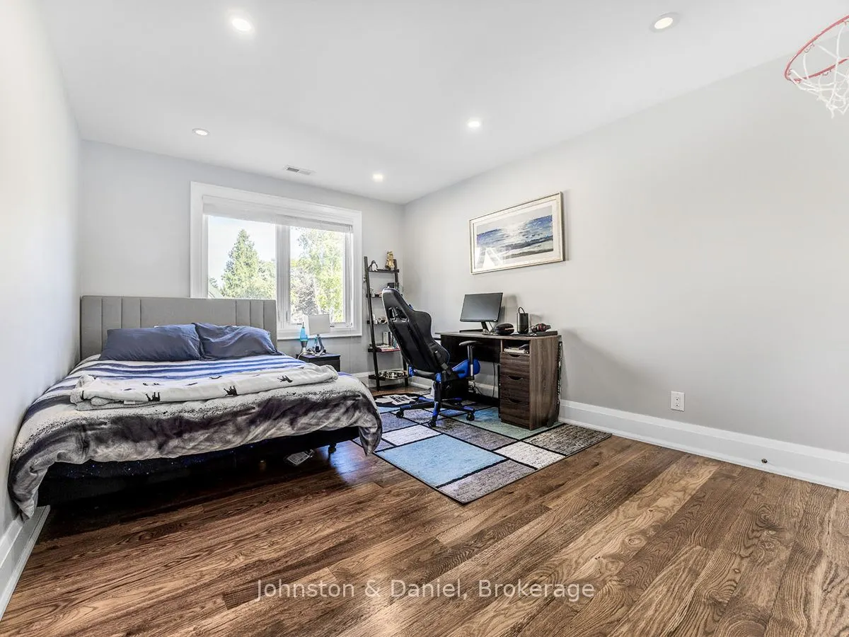 30 Broadleaf Road