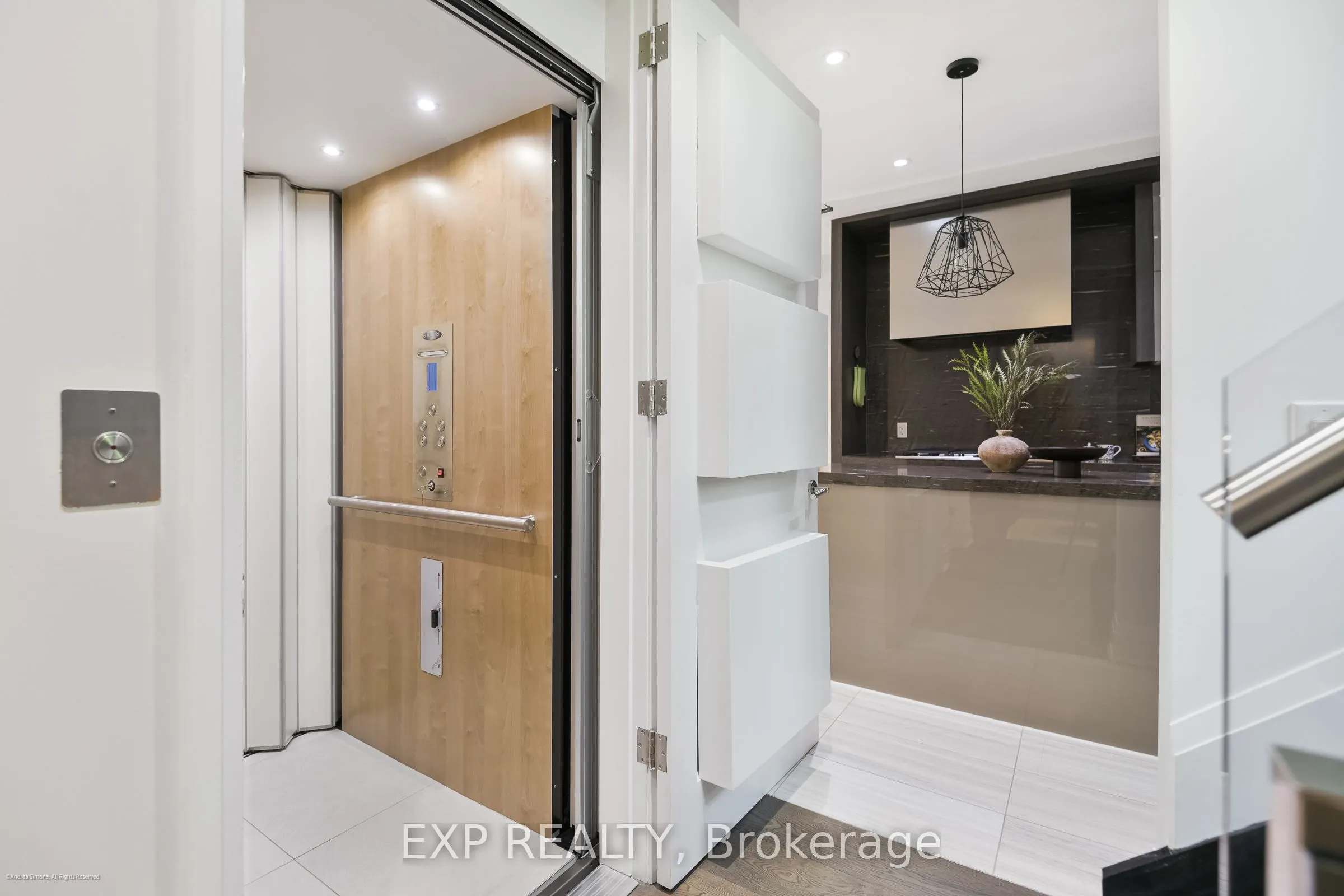 1084 Bay Street #15