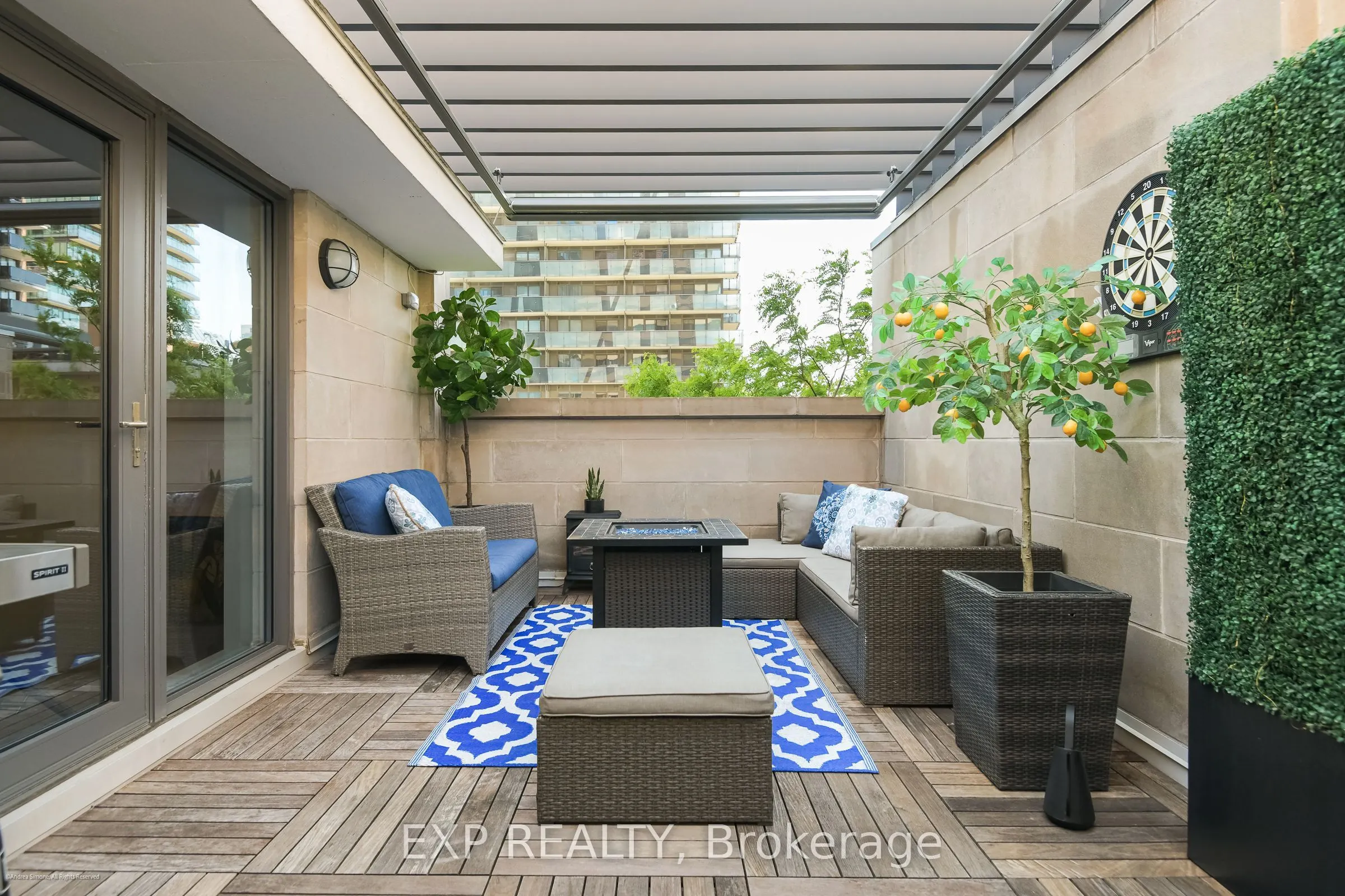 1084 Bay Street #15