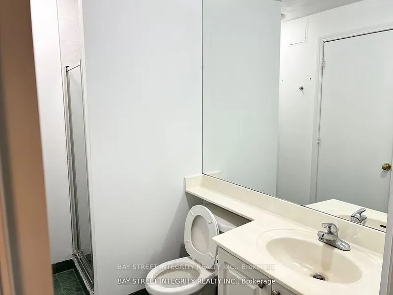 7 King Street E #917