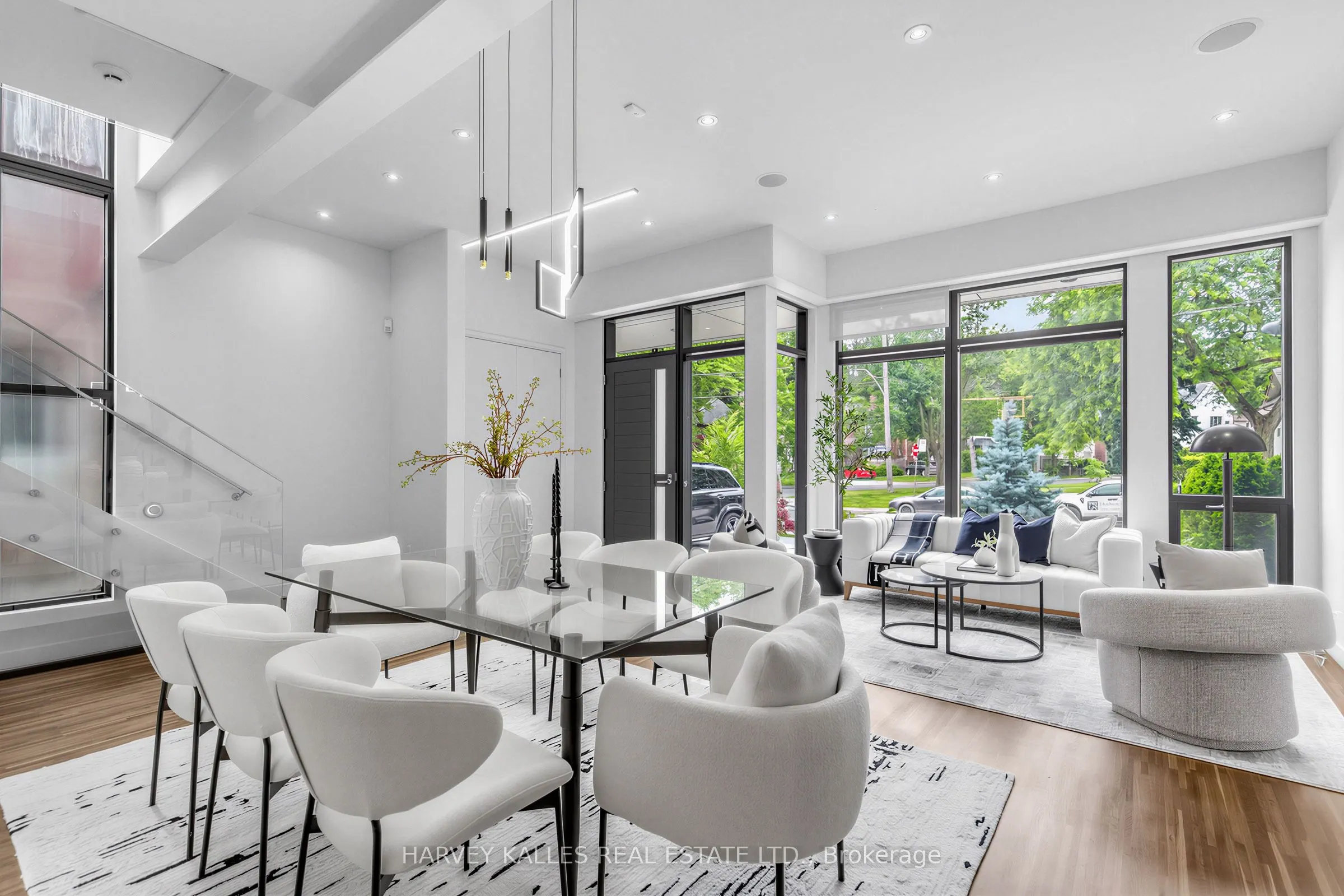 5 Braemar Avenue