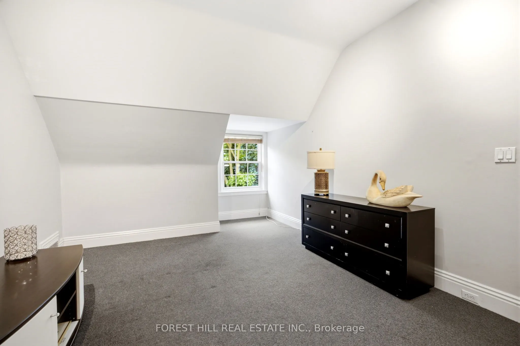 4 Ridgewood Road
