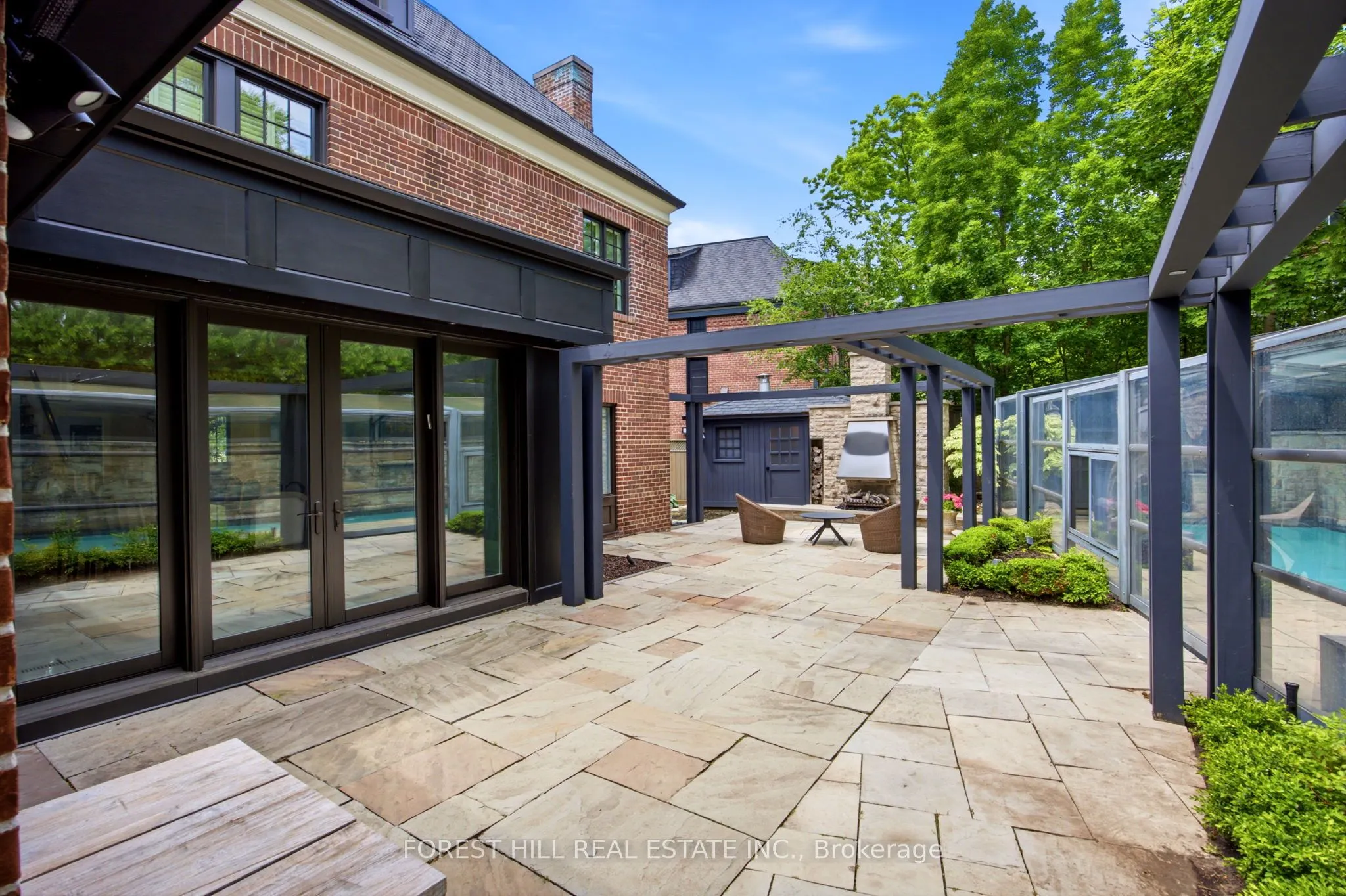 4 Ridgewood Road
