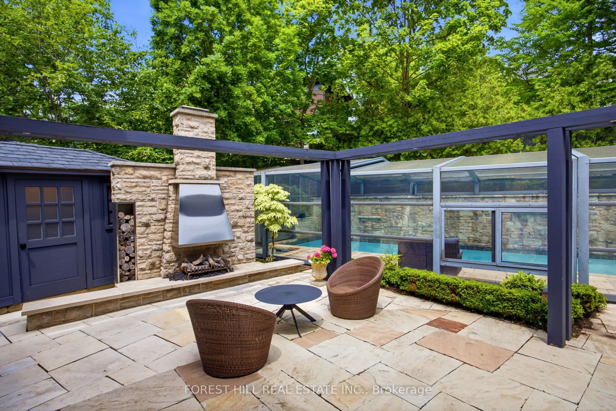 4 Ridgewood Road