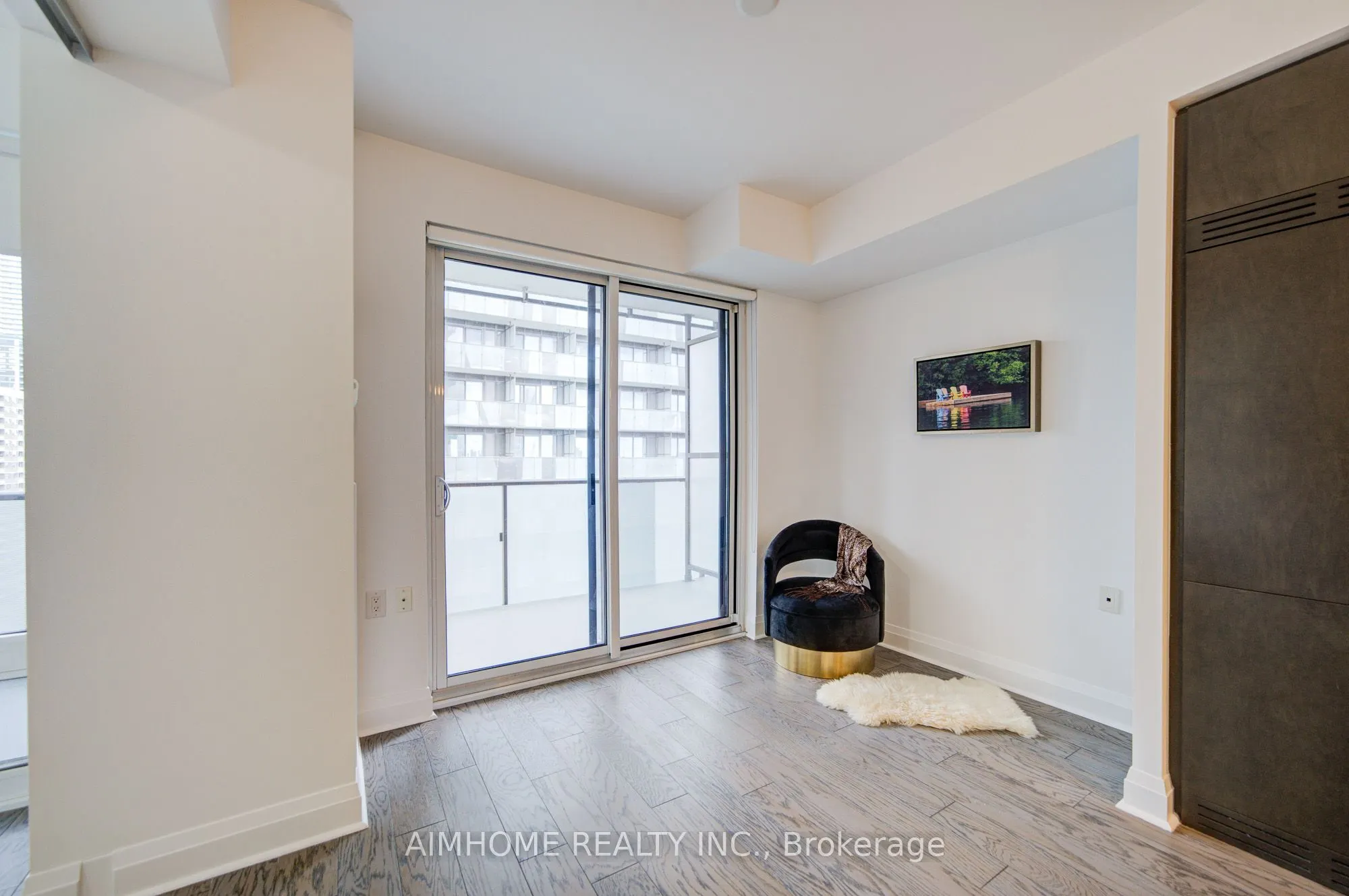 65 St Mary Street #1401