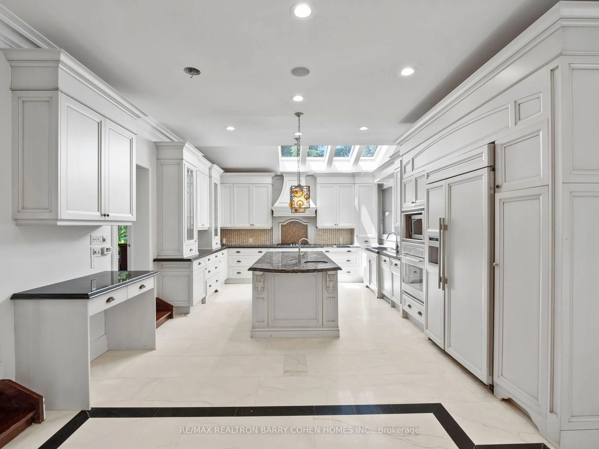 40 Old Colony Road